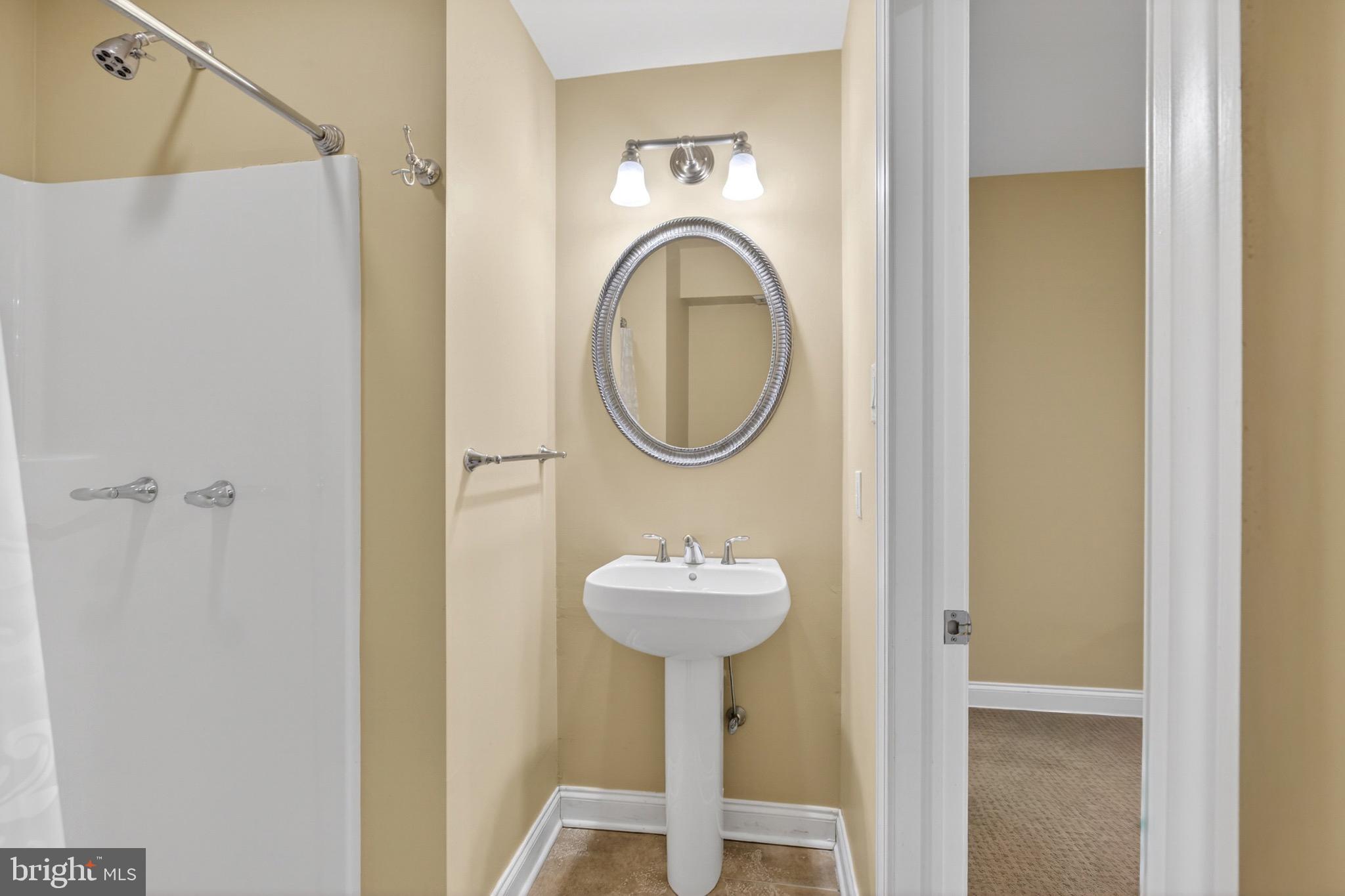 GRADUATE HOSPITAL - Residential