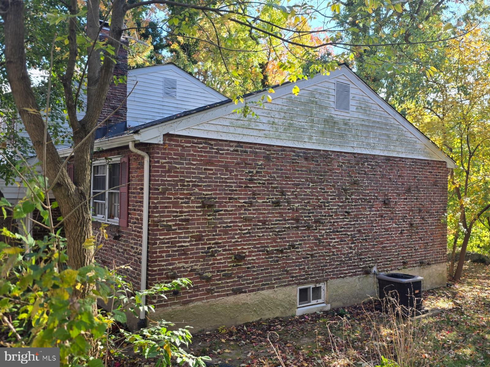610 DUNCAN ROAD