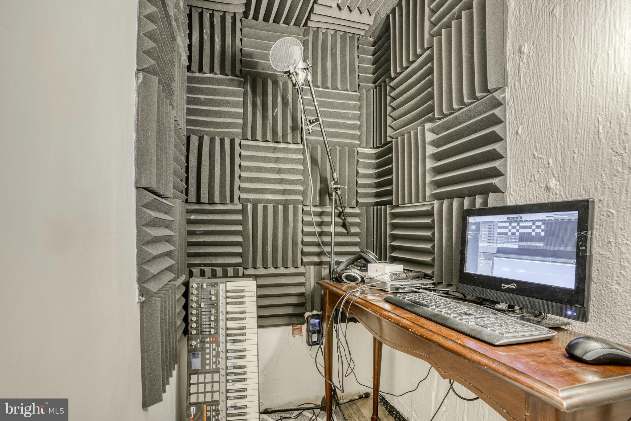 LOCH RAVEN VILLAGE - Residential