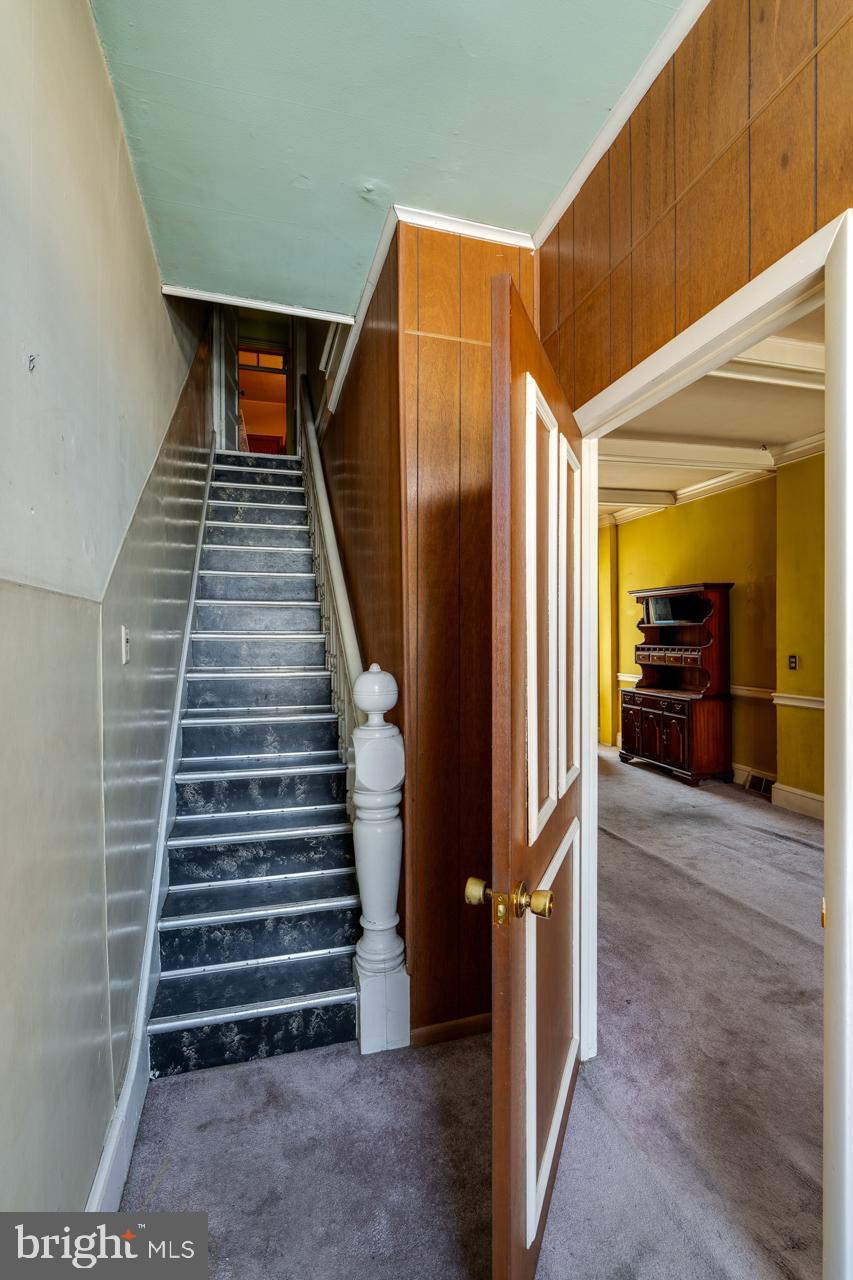 328 WALNUT STREET