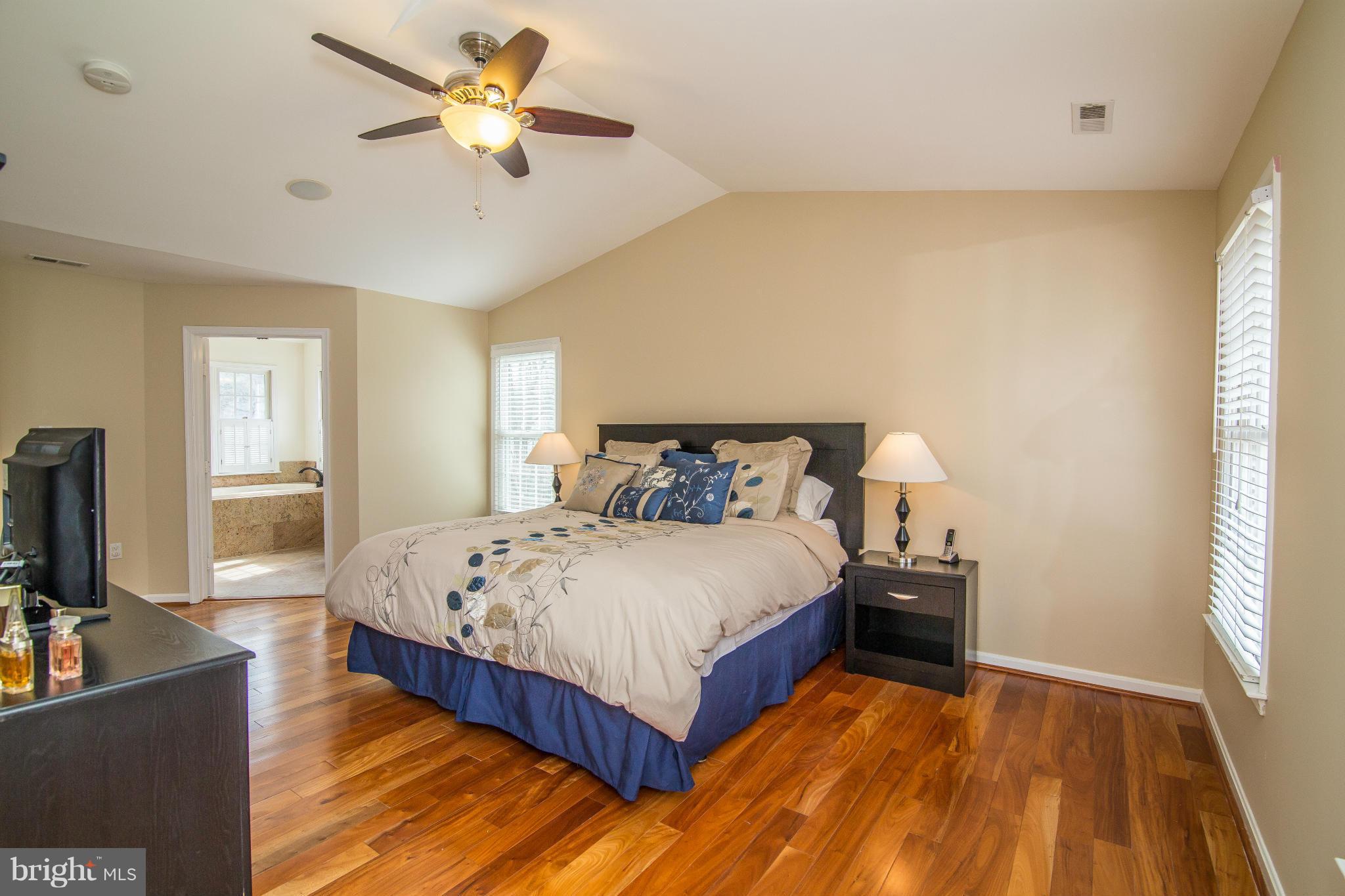 OAK GROVE - Residential