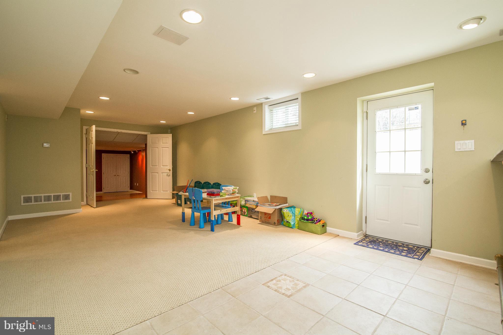 OAK GROVE - Residential