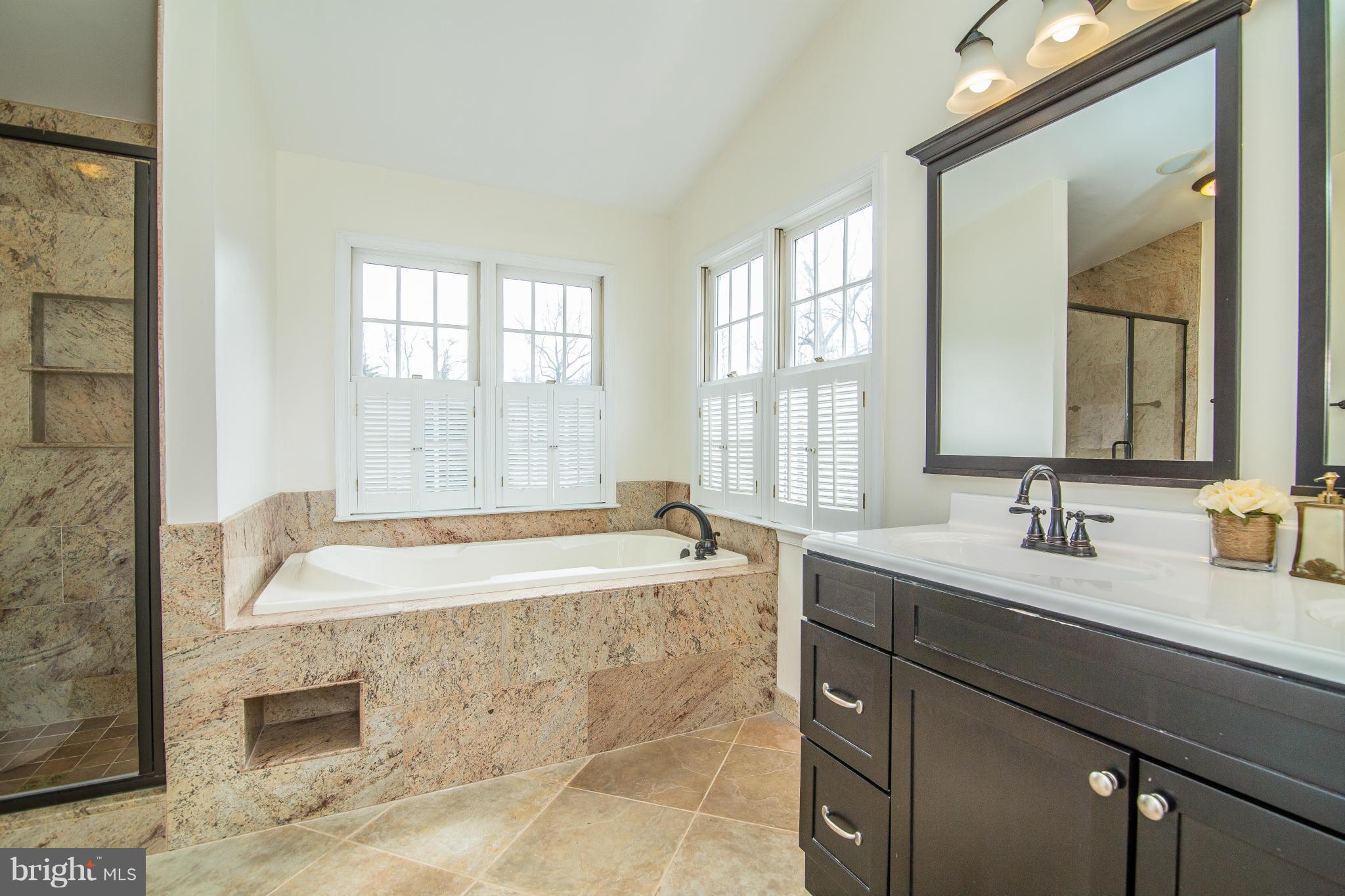 OAK GROVE - Residential