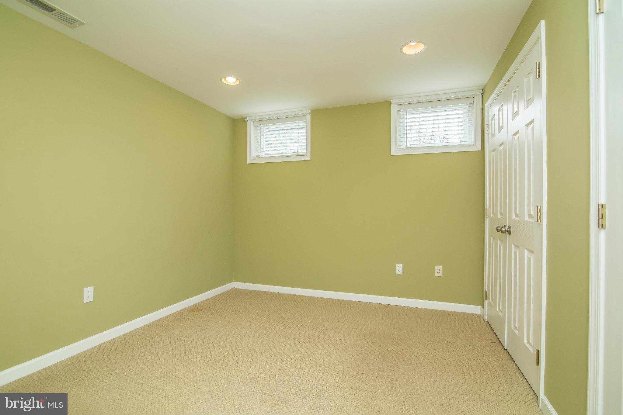 OAK GROVE - Residential