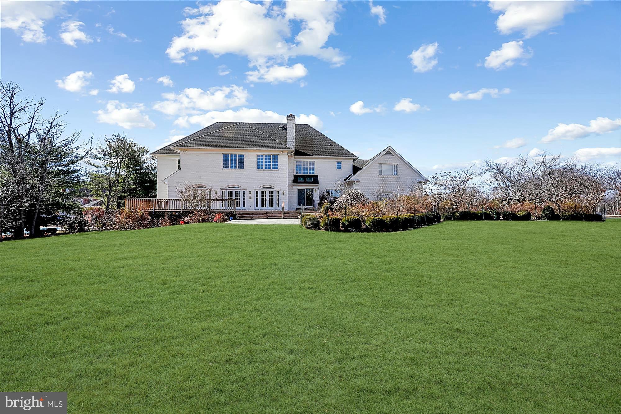 STONEY CREEK ESTATES - Residential