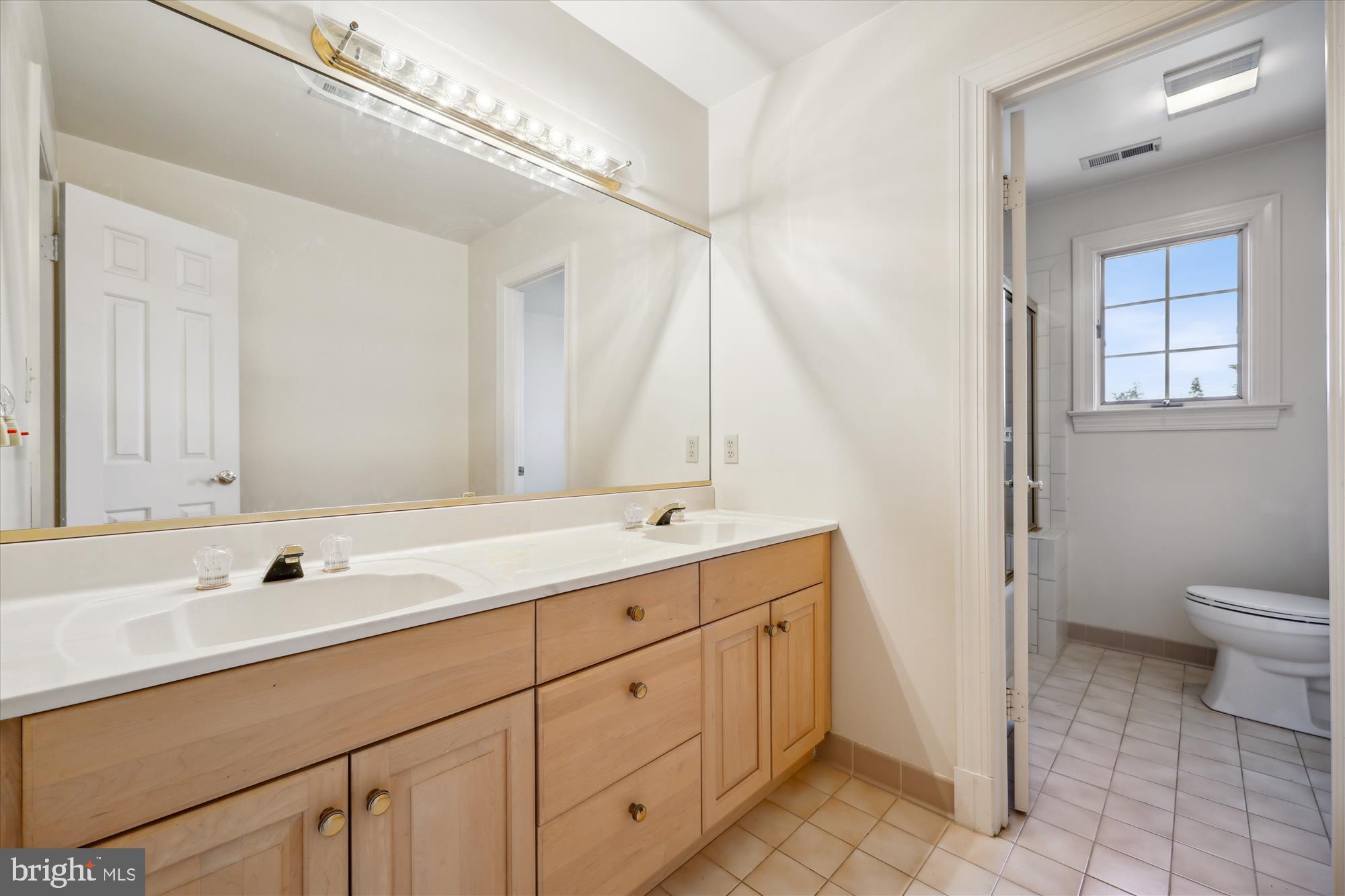 STONEY CREEK ESTATES - Residential