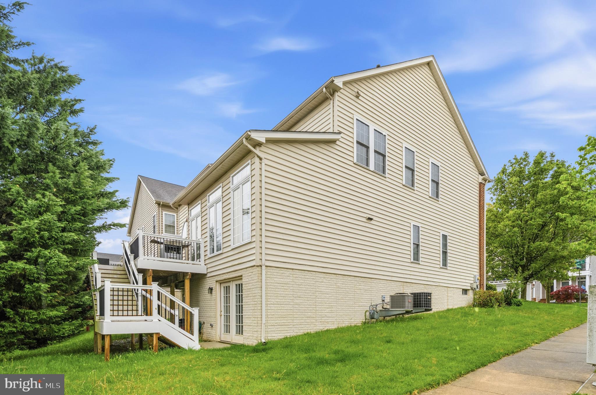 CLARKSBURG RIDGE - Residential