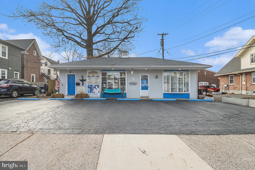 Opportunity for small professional office, retail store, studio, financial, florist, tailor, barber shop, beauty salon, shoe repair or similar. Insurance or real estate office.  Please confirm any potential use  and zoning with Lansdale Borough. Showings on Saturday and Sunday's ONLY, 10:00am- 6:00pm.