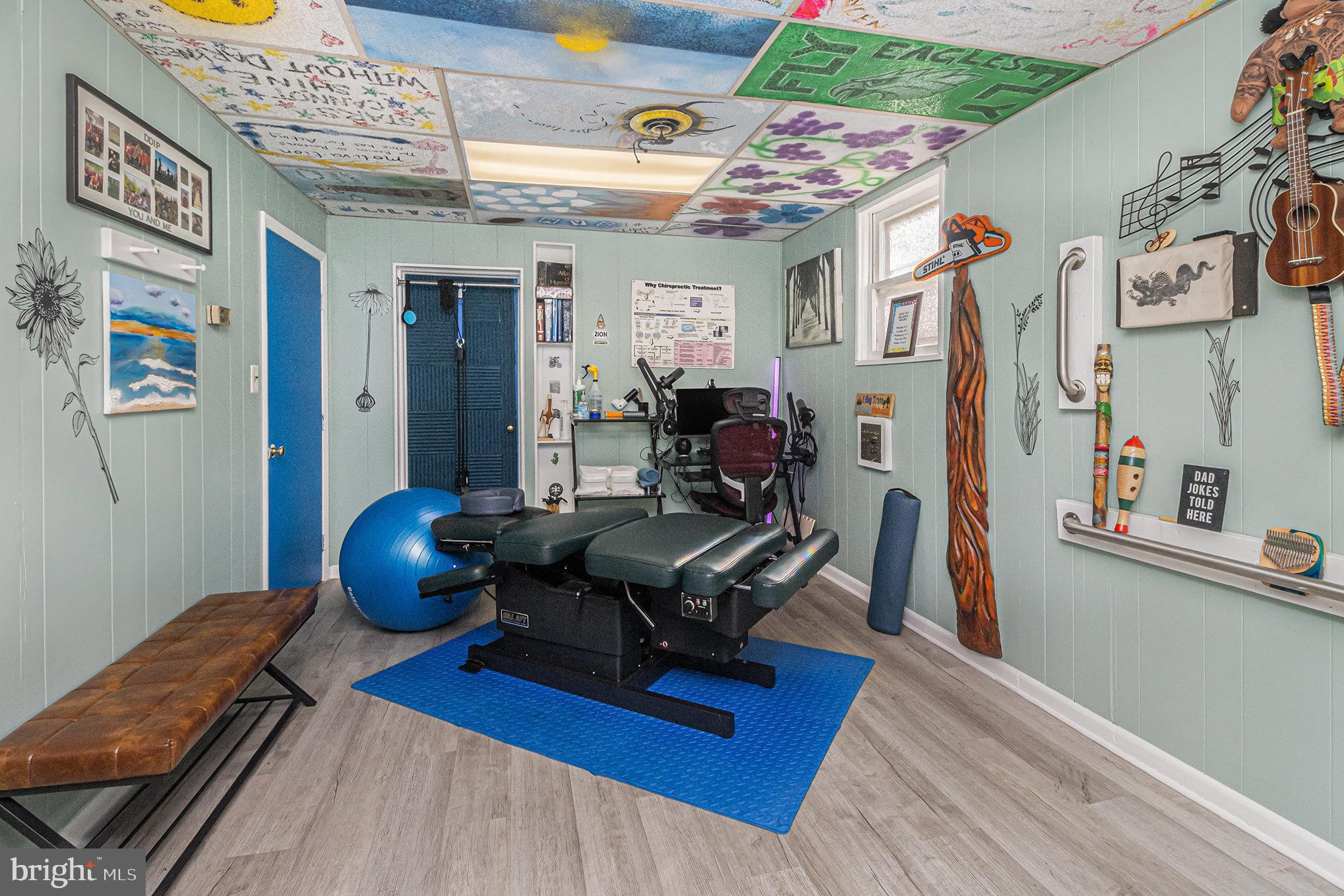 LANSDALE - Commercial Sale