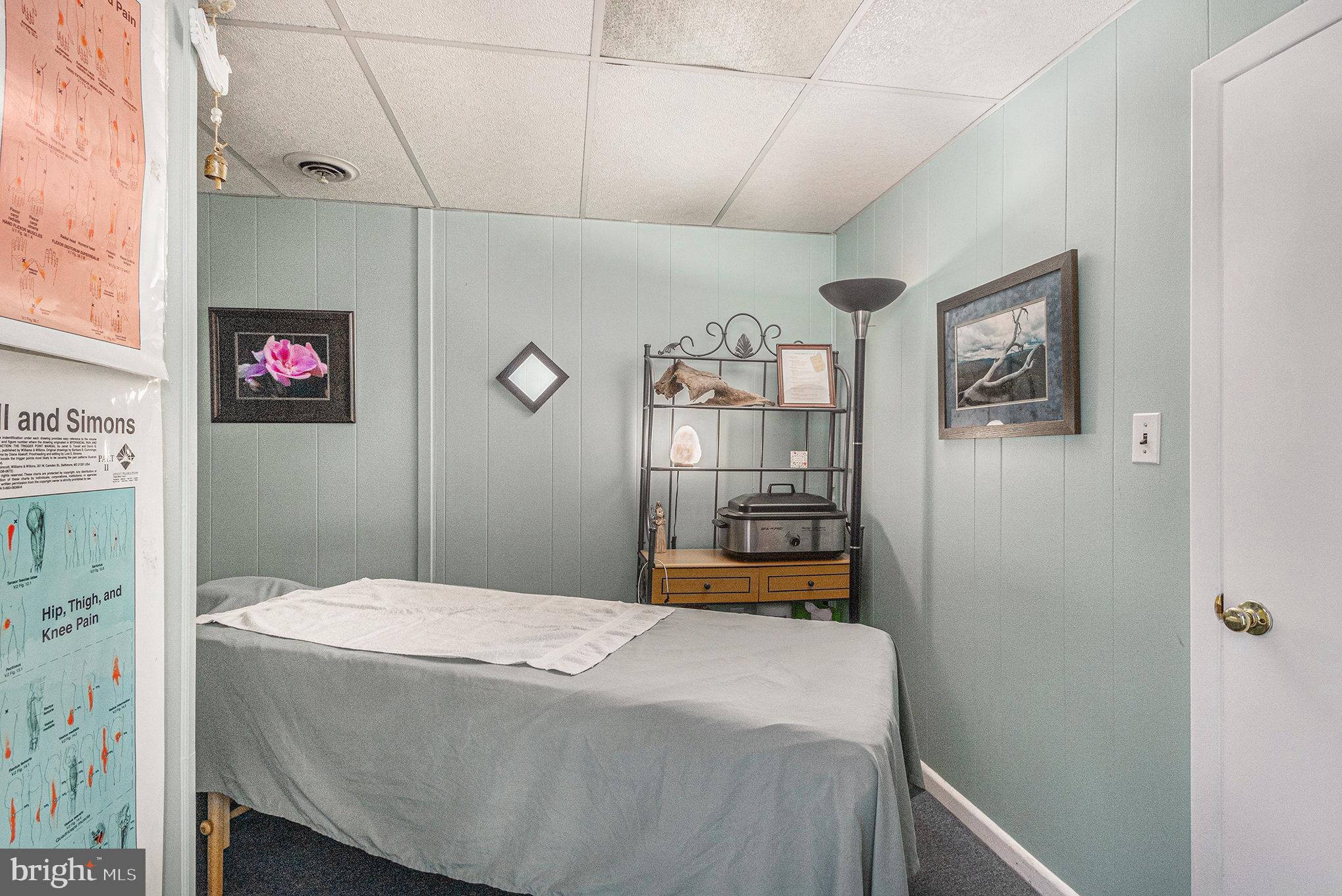 LANSDALE - Commercial Sale