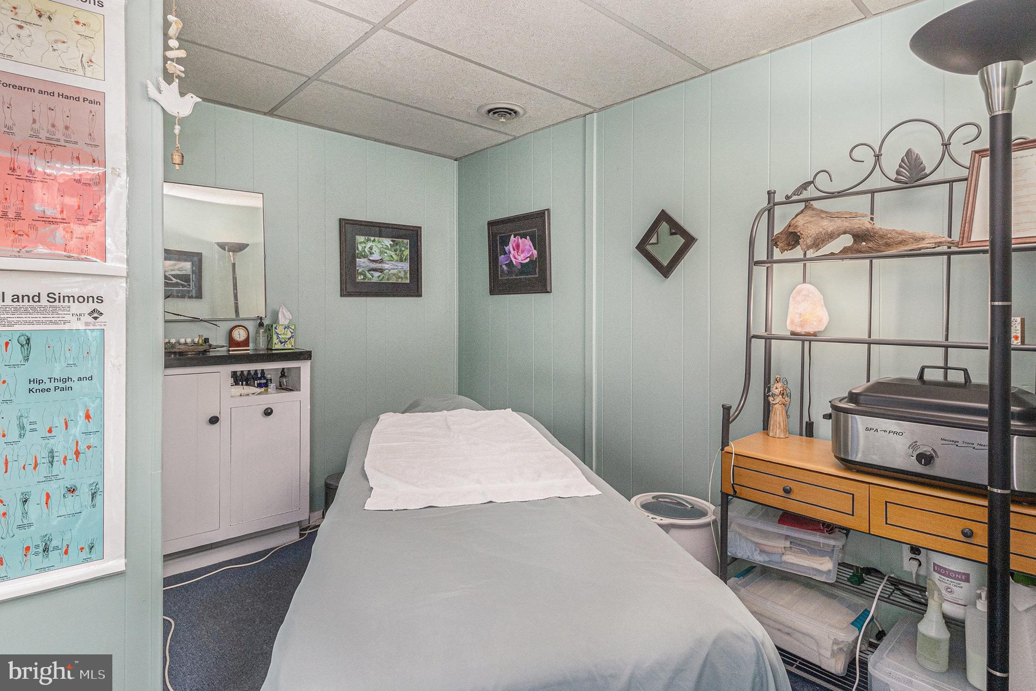 LANSDALE - Commercial Sale