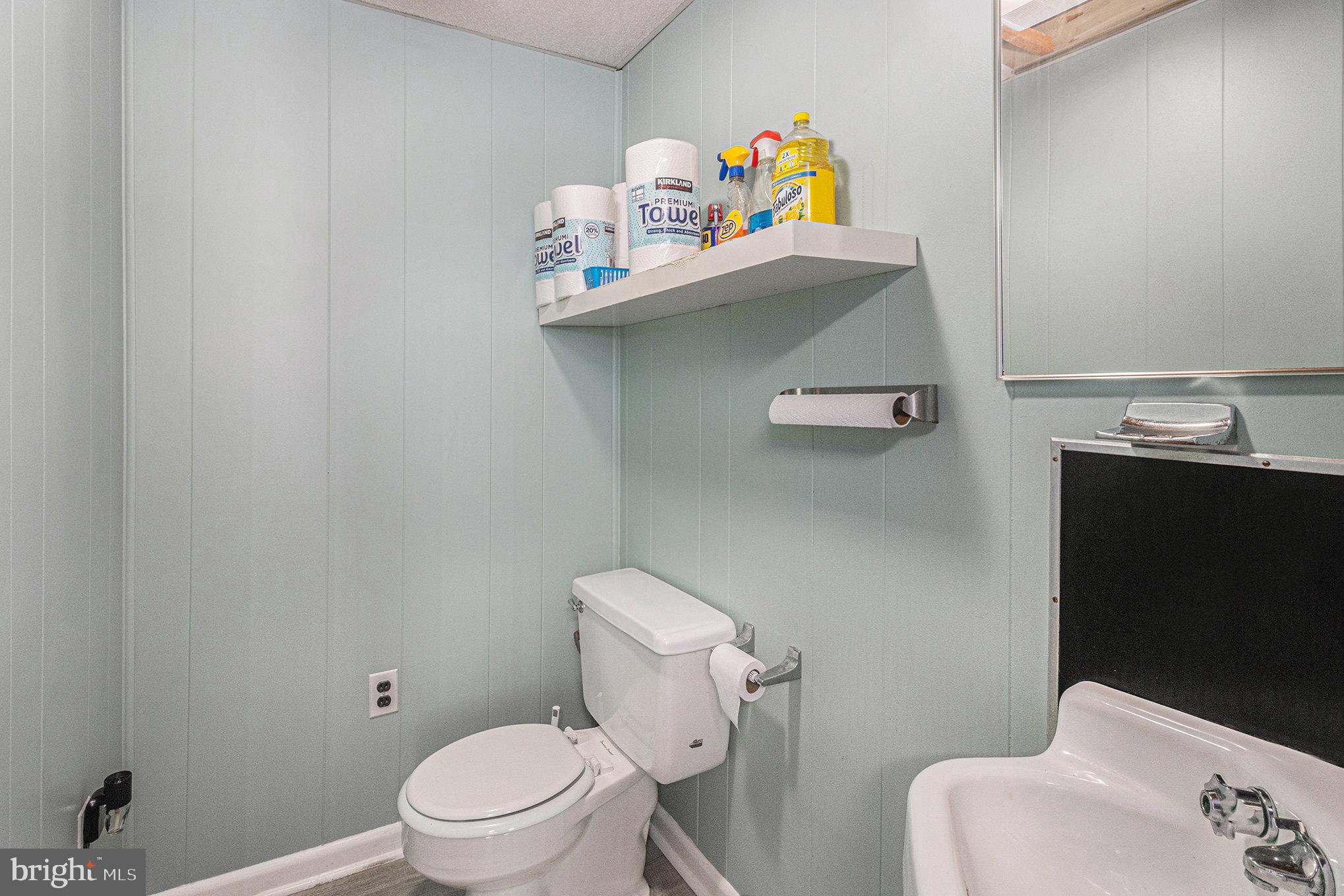 LANSDALE - Commercial Sale