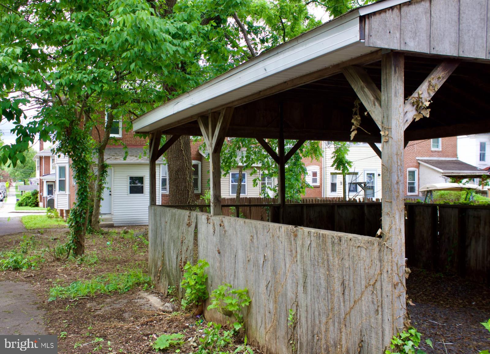 POTTSTOWN - Residential