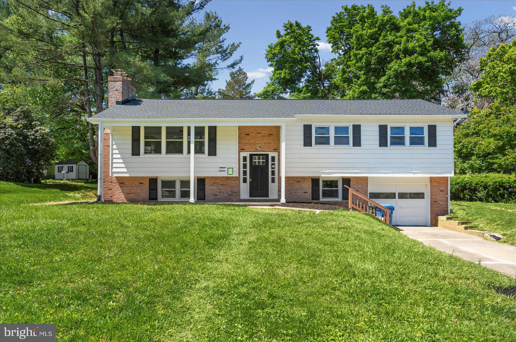 1206 VERMONT ROAD