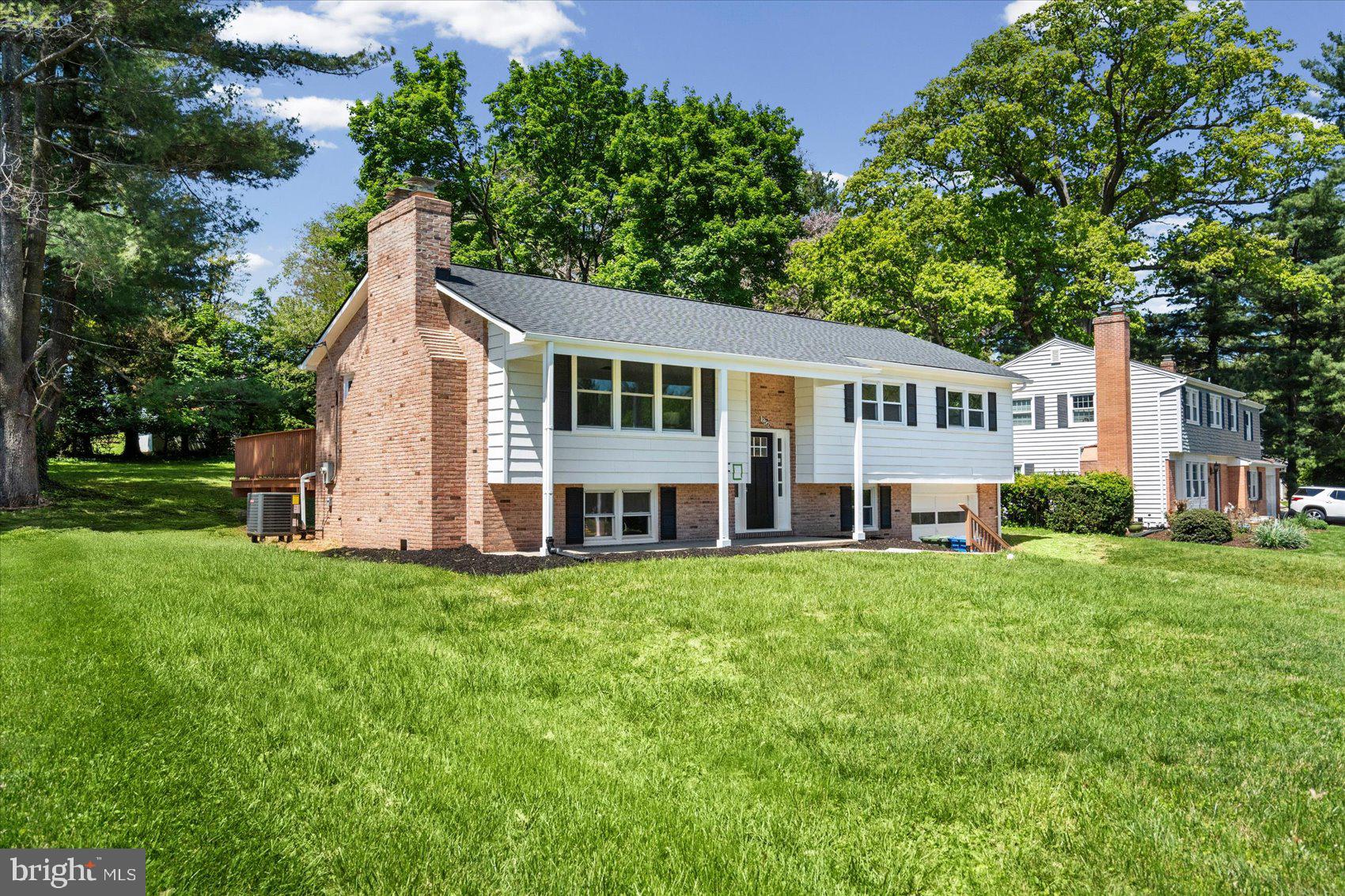 1206 VERMONT ROAD