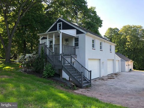 601 VINCENT STREET SPRING CITY PA 19475