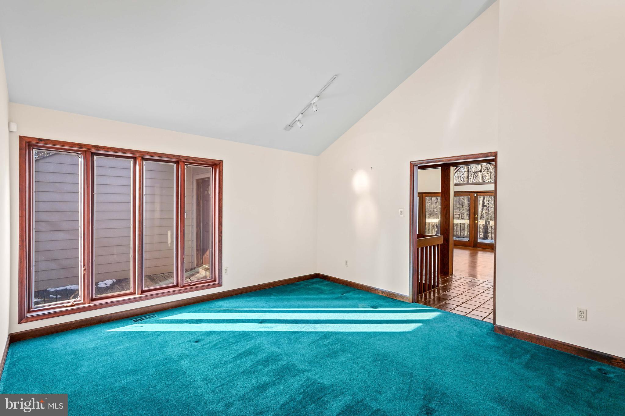 WORTHINGTON HILLSIDE II - Residential