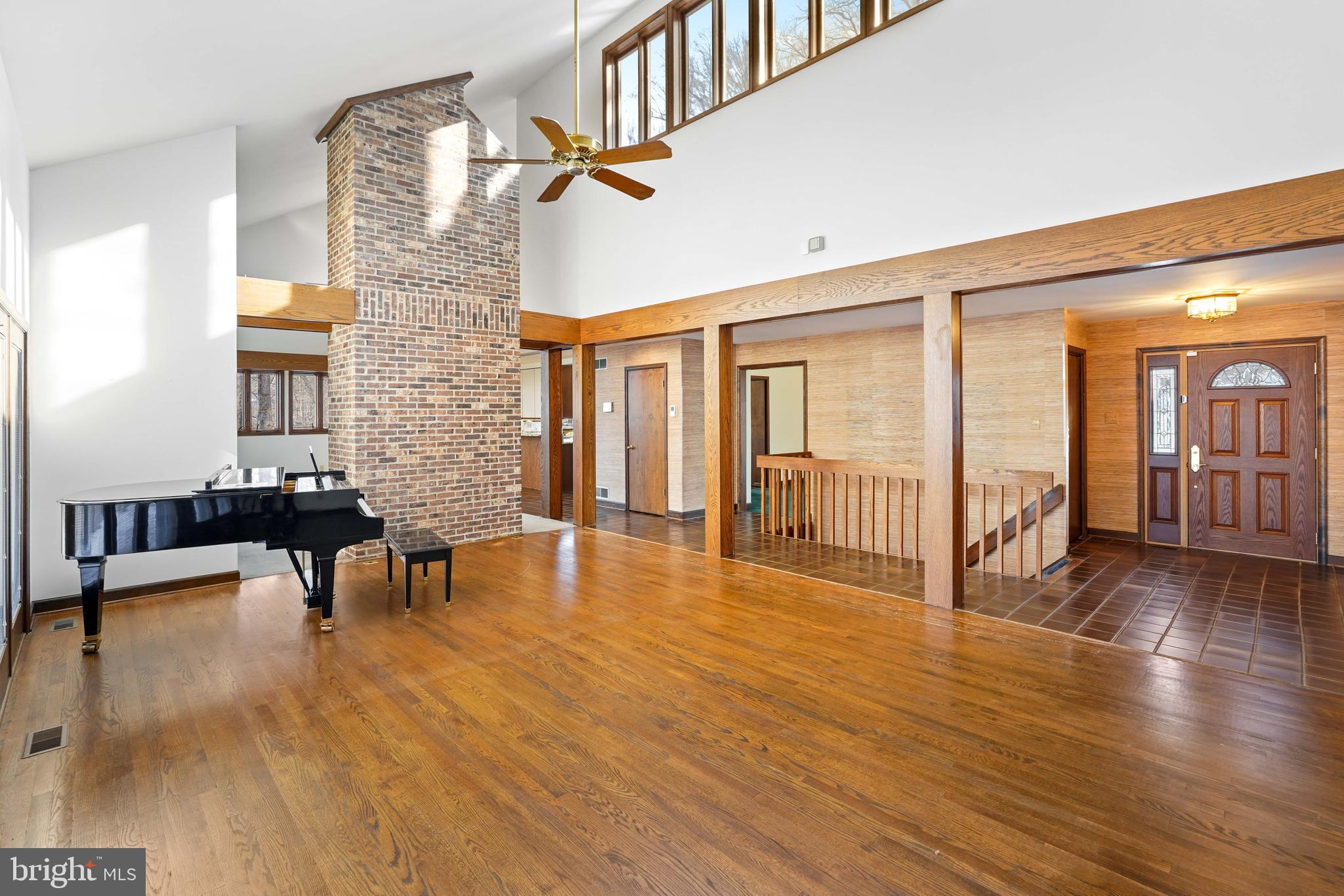 WORTHINGTON HILLSIDE II - Residential