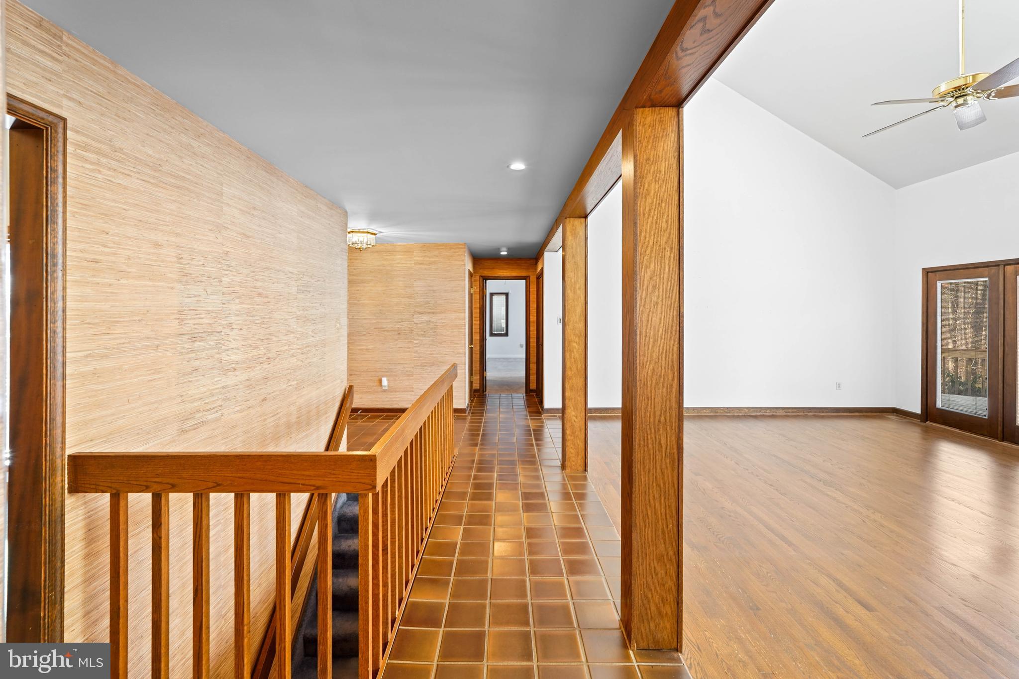 WORTHINGTON HILLSIDE II - Residential