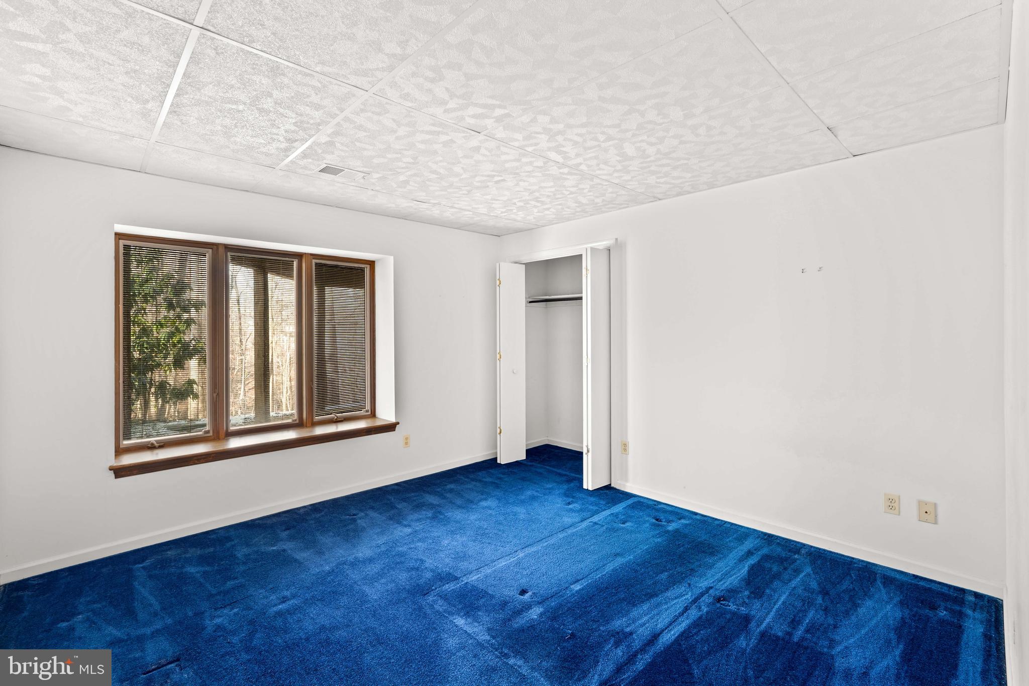 WORTHINGTON HILLSIDE II - Residential