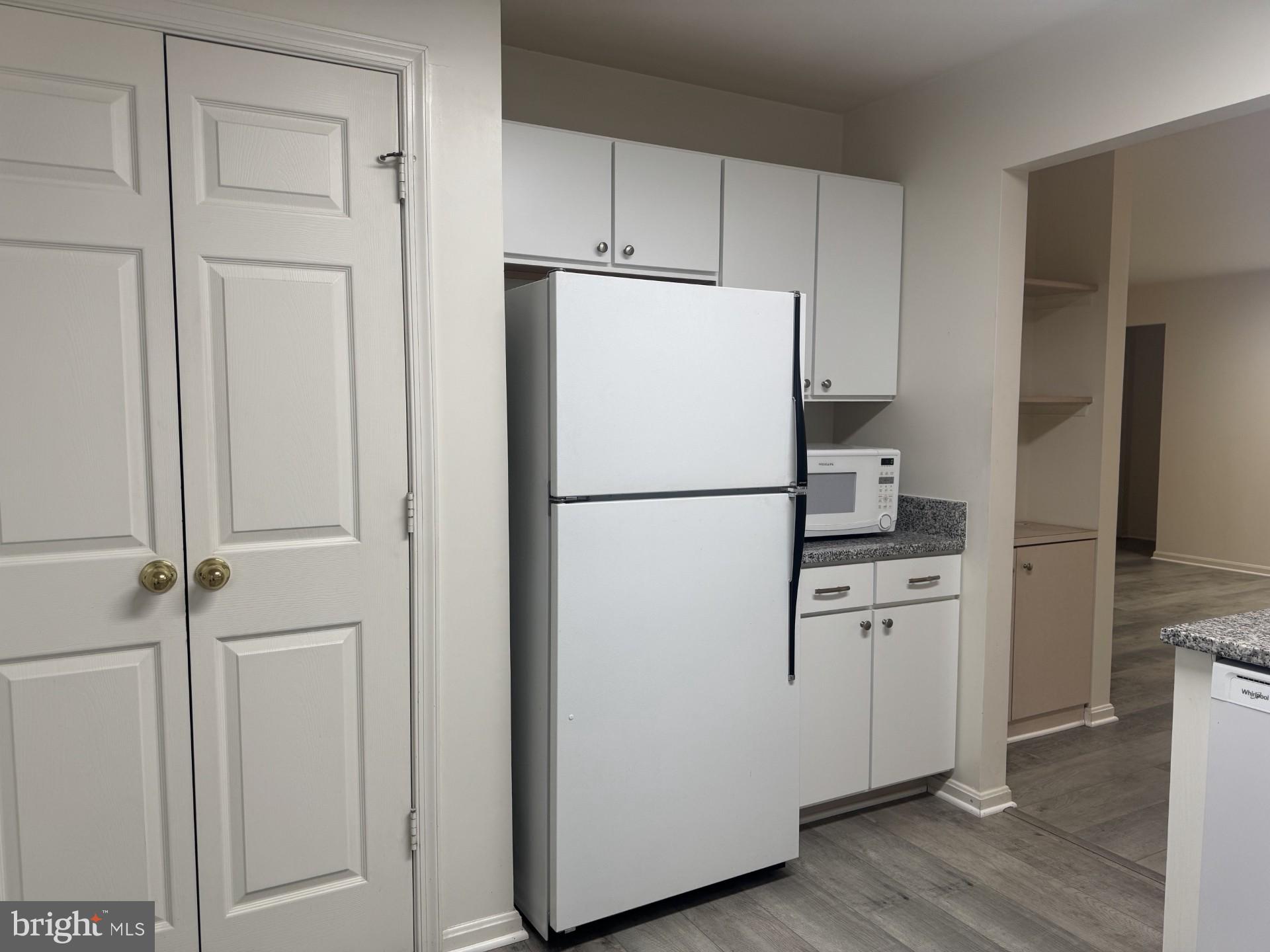 SILVERBROOK WOOD - Residential