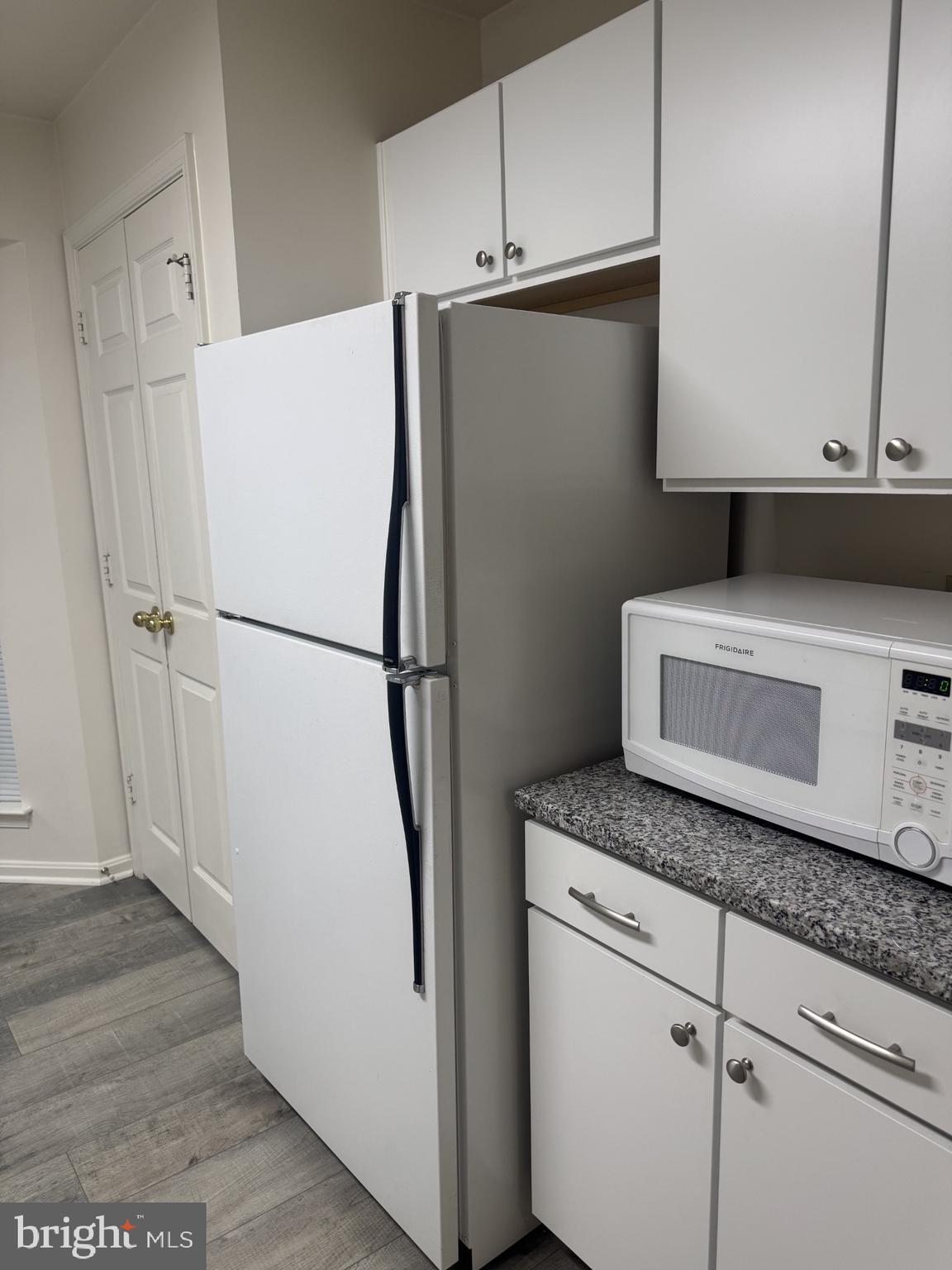 SILVERBROOK WOOD - Residential