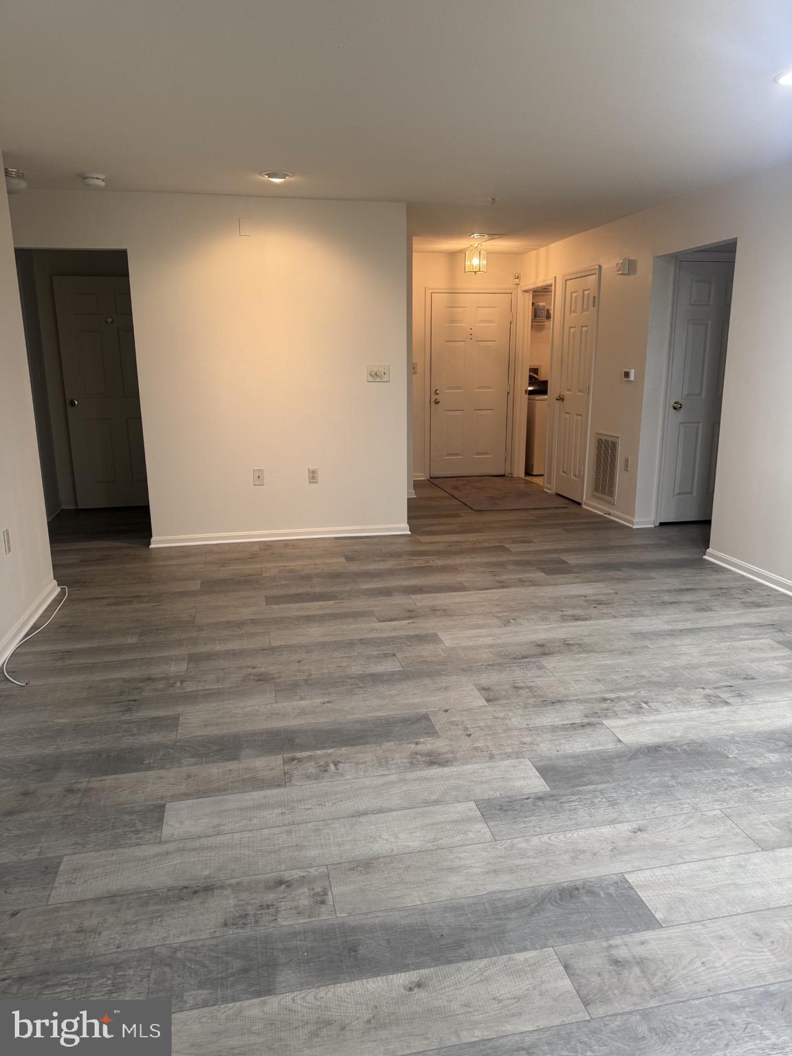 SILVERBROOK WOOD - Residential