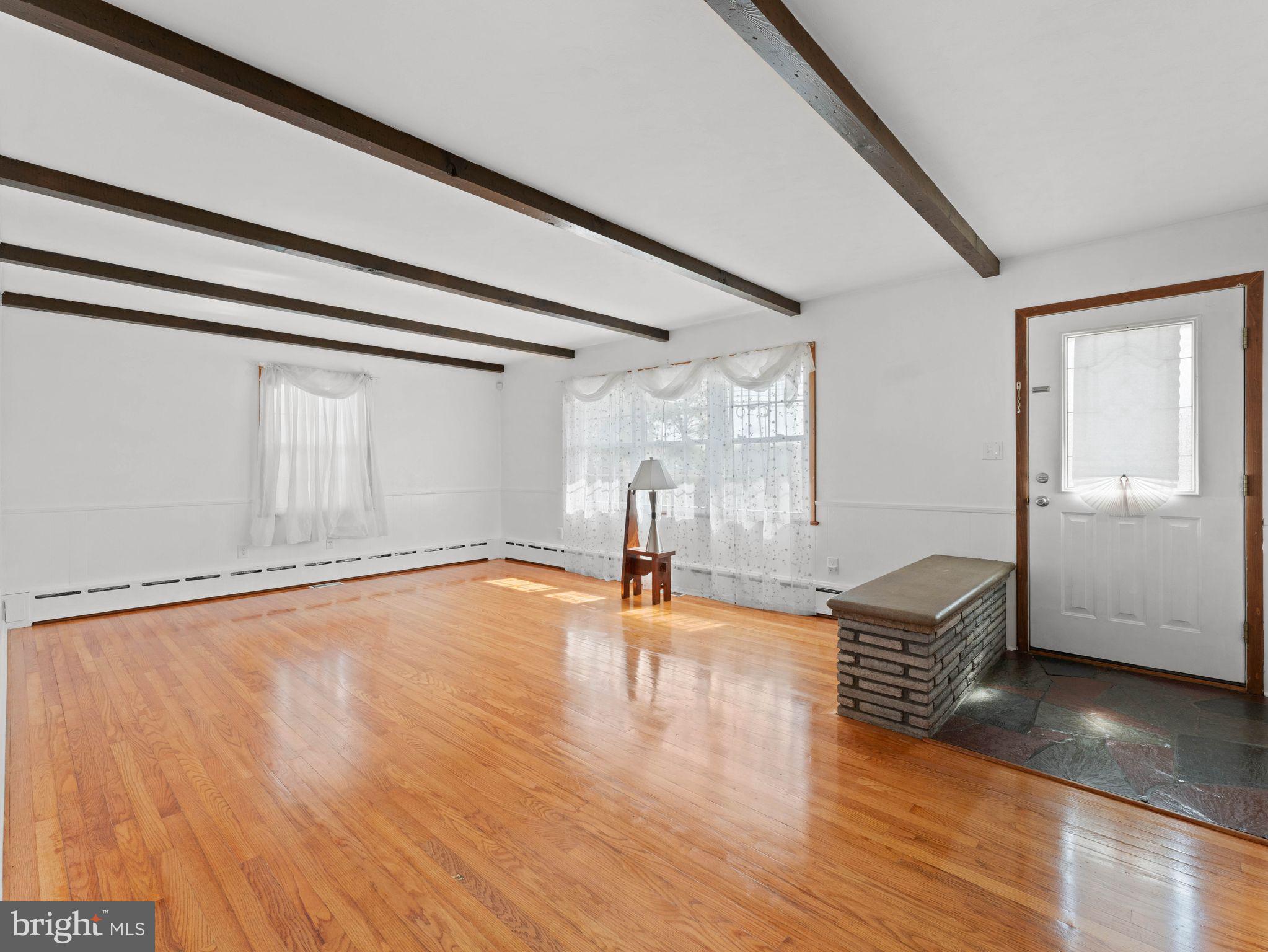 3070 E CHESTNUT AVENUE