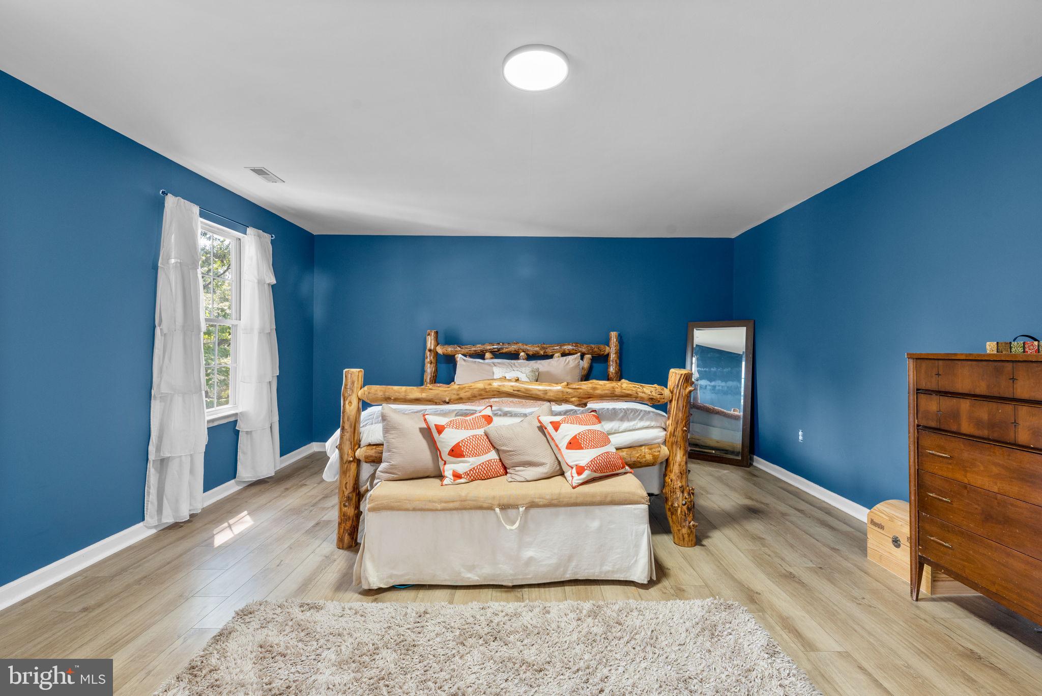 HOLLYWOOD ON SEVERN - Residential