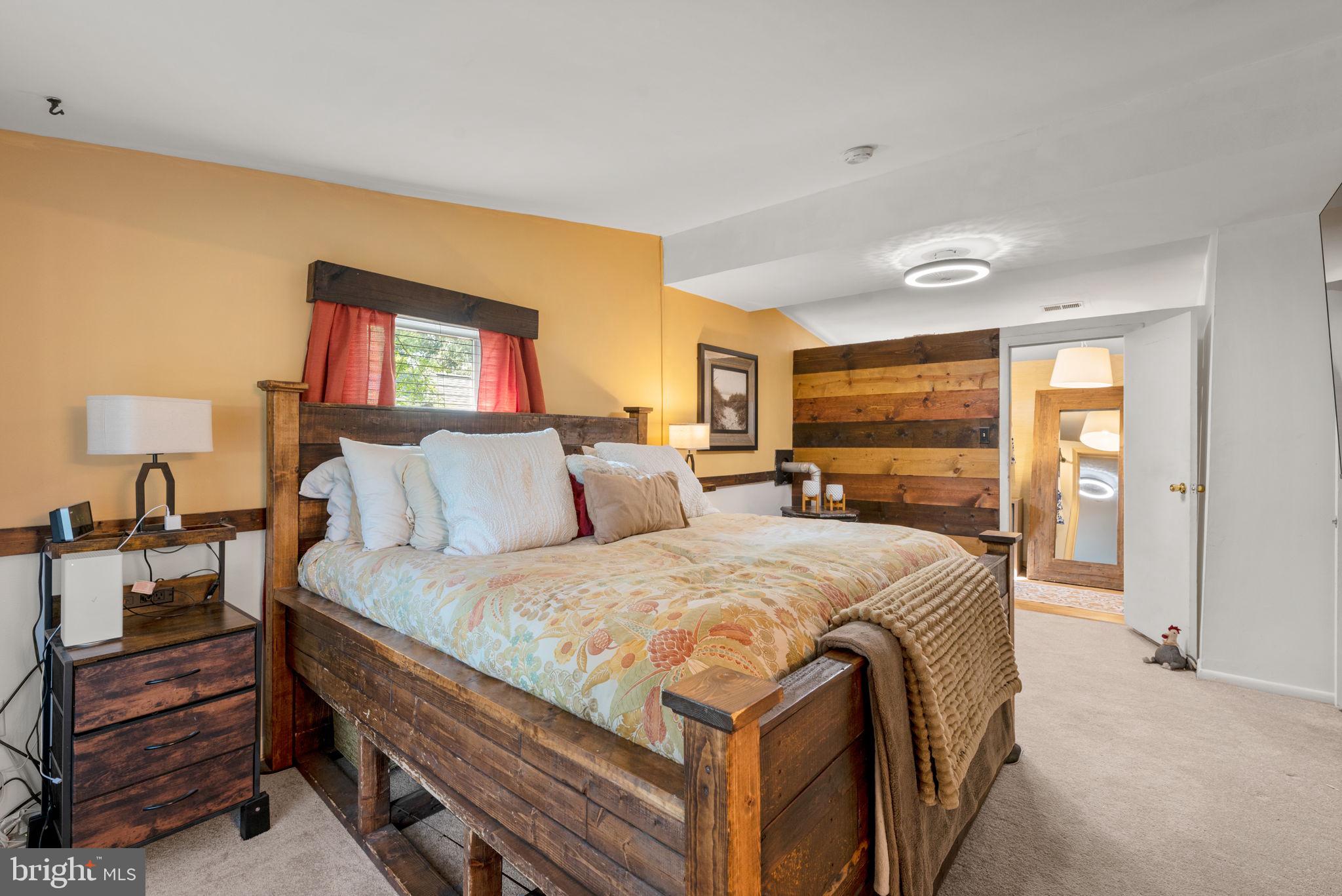 HOLLYWOOD ON SEVERN - Residential