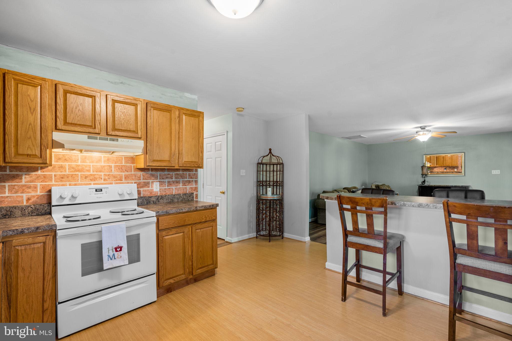 HOLLYWOOD ON SEVERN - Residential