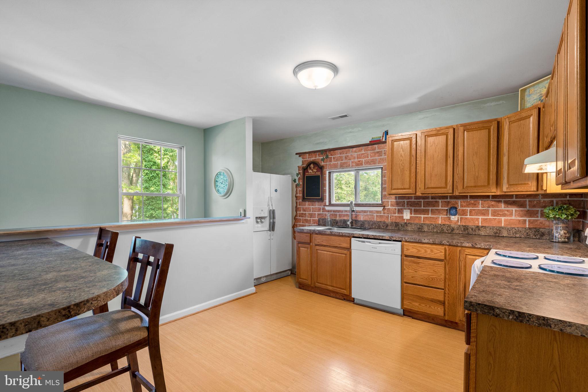 HOLLYWOOD ON SEVERN - Residential