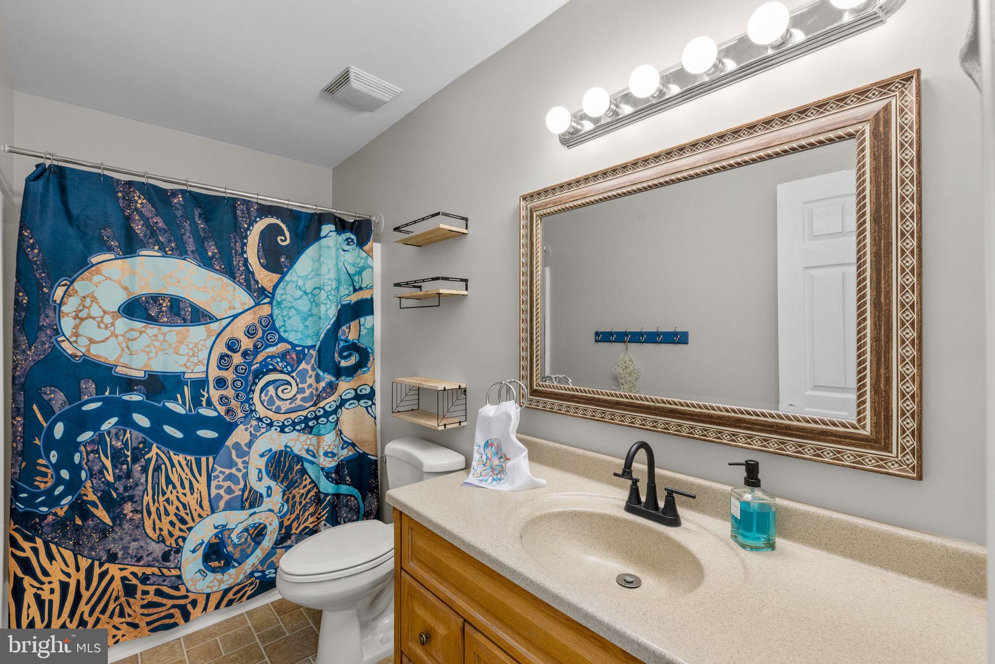 HOLLYWOOD ON SEVERN - Residential