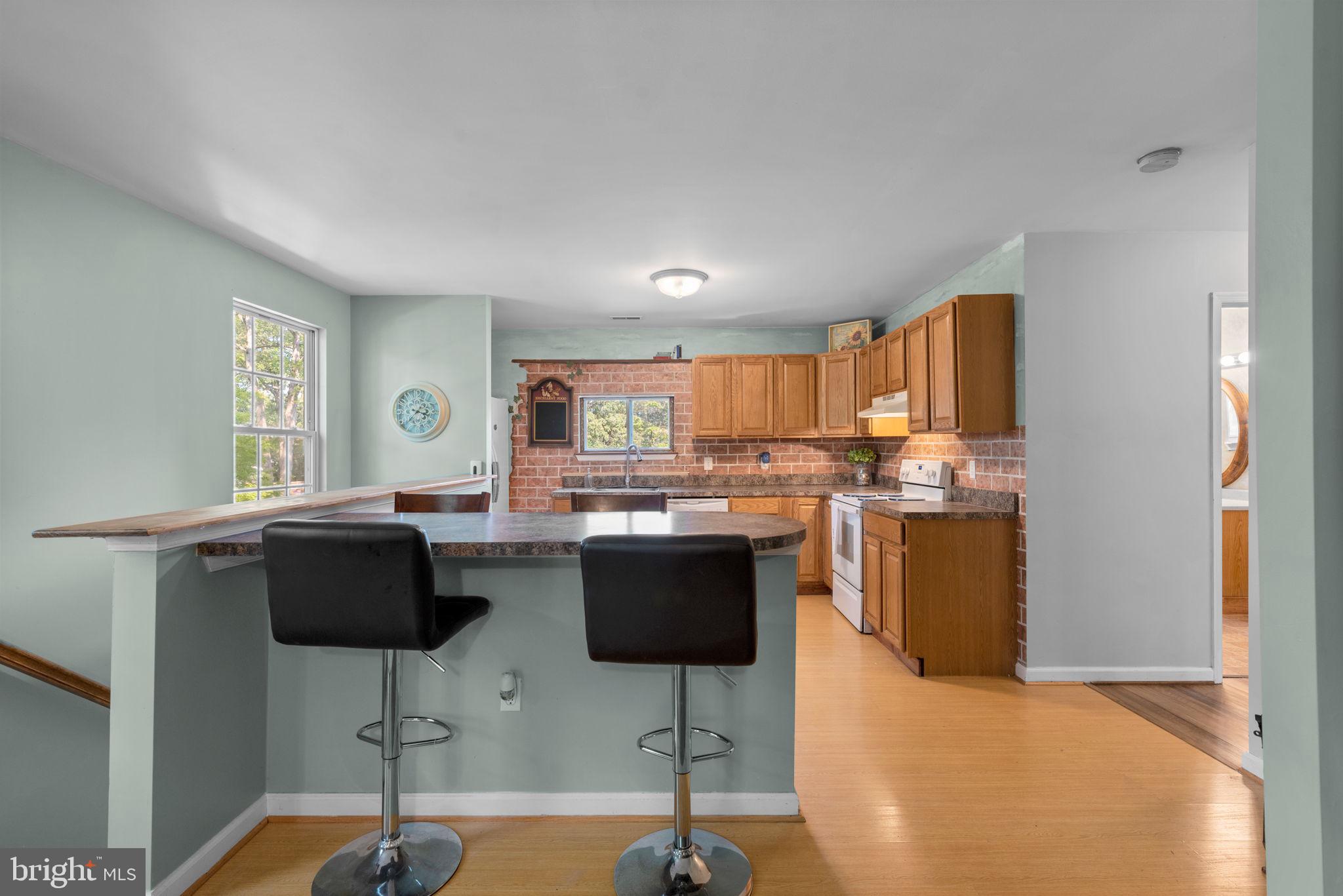 HOLLYWOOD ON SEVERN - Residential