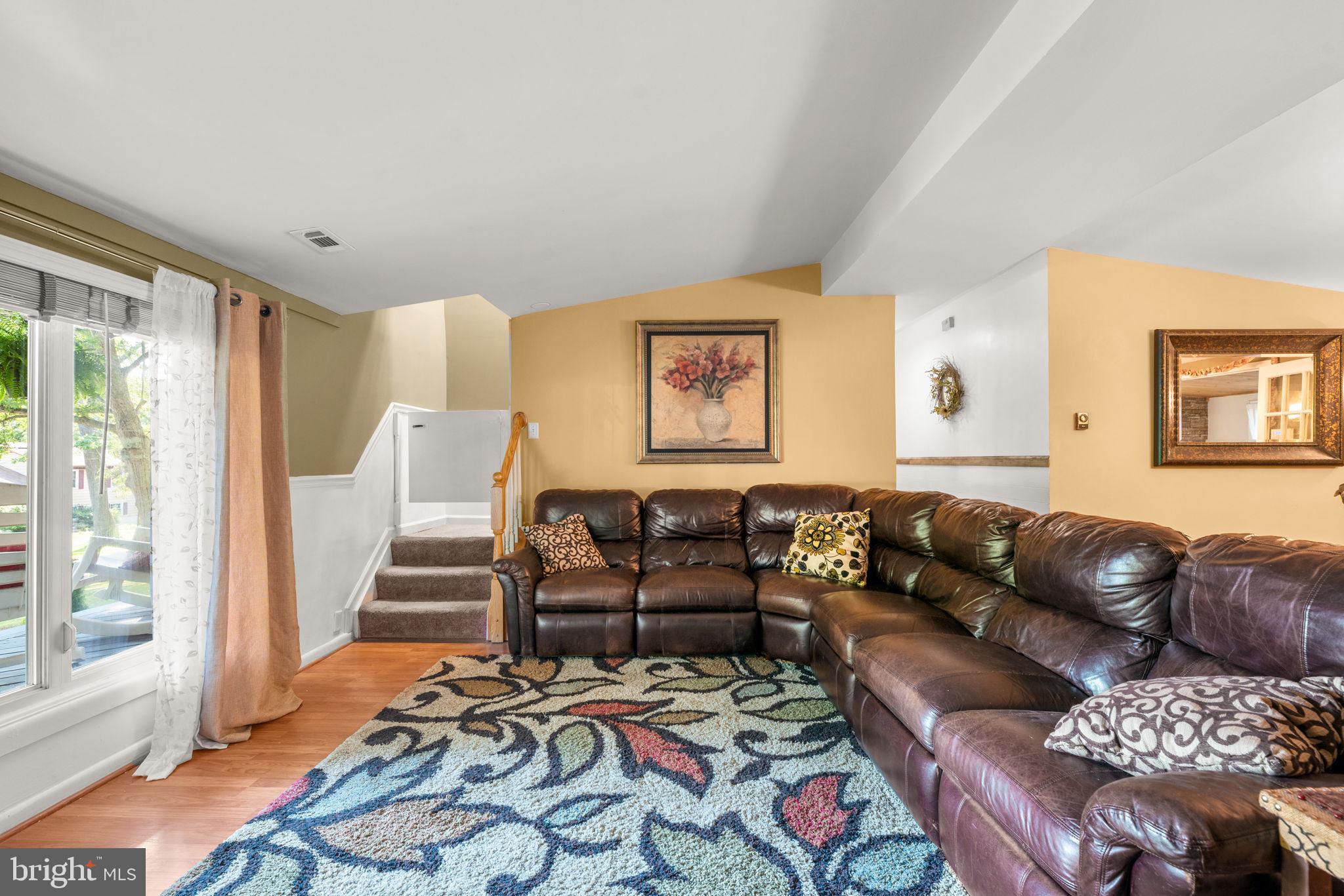 HOLLYWOOD ON SEVERN - Residential