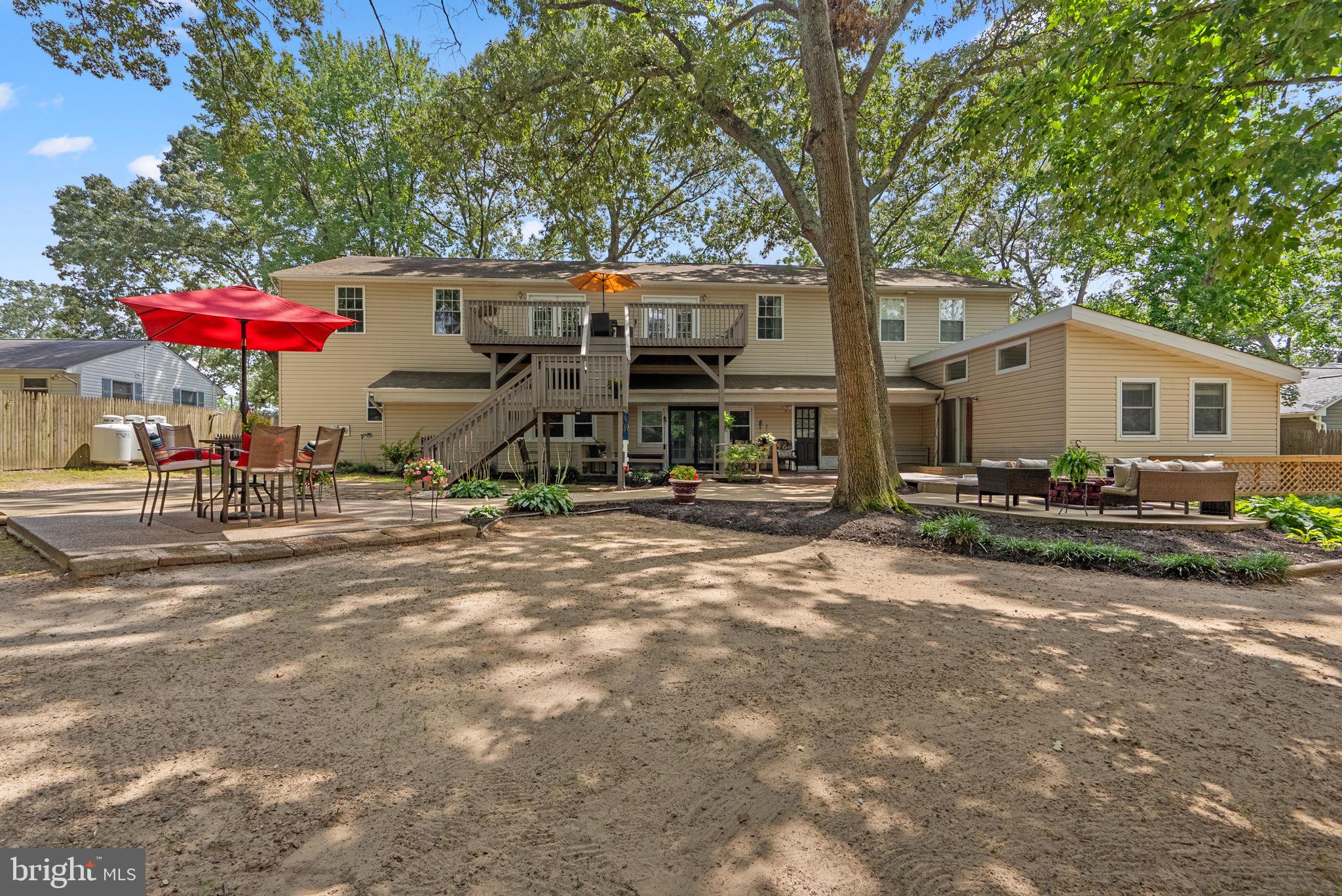 HOLLYWOOD ON SEVERN - Residential