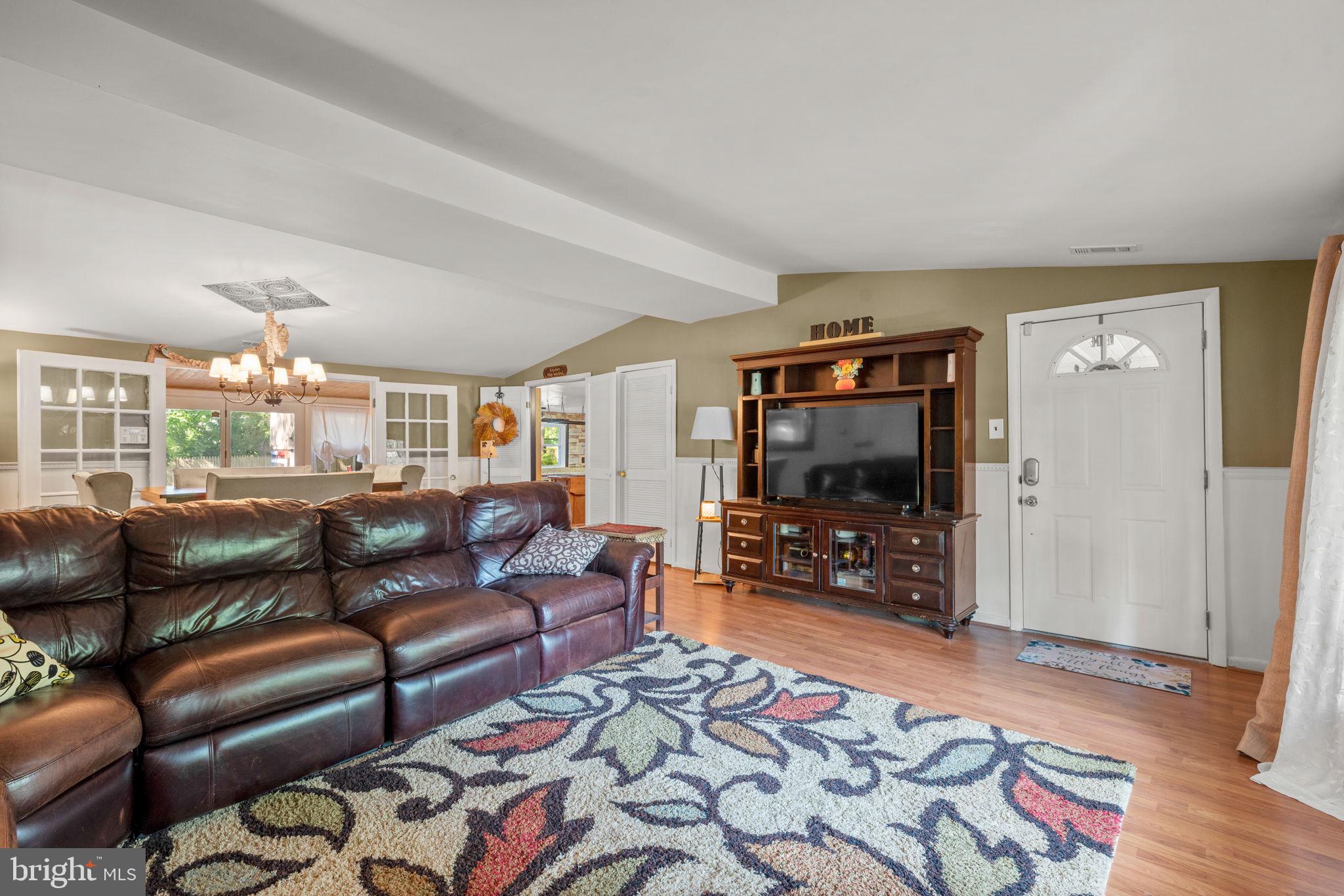 HOLLYWOOD ON SEVERN - Residential