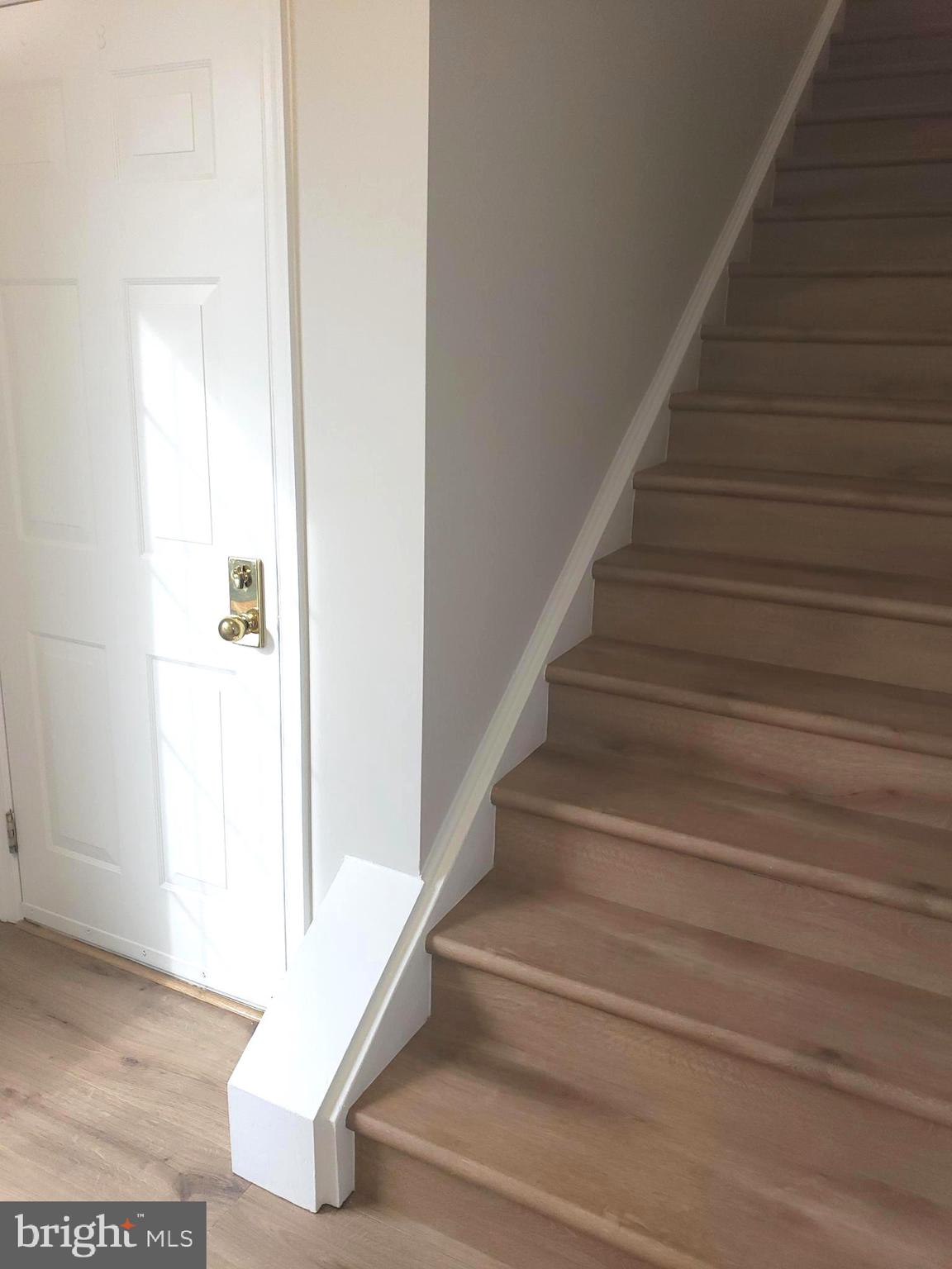 CHELSEA COURTS - Residential