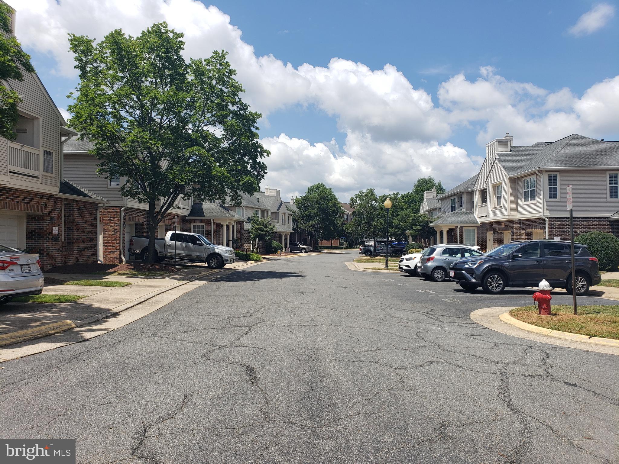 CHELSEA COURTS - Residential