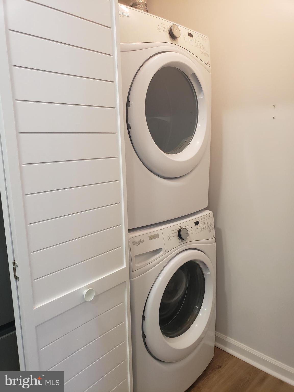 CHELSEA COURTS - Residential