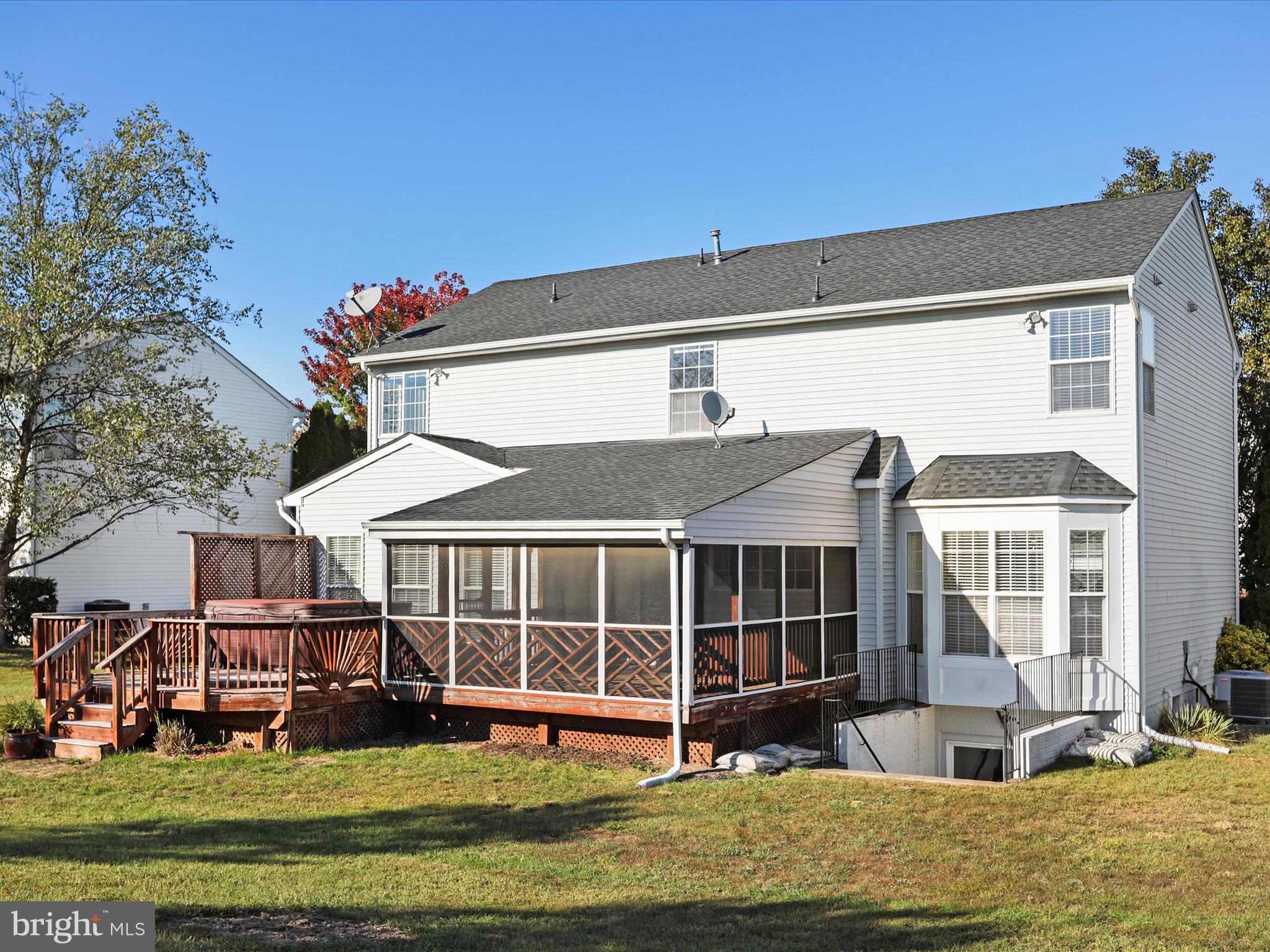 BRIARWOOD ESTATES - Residential