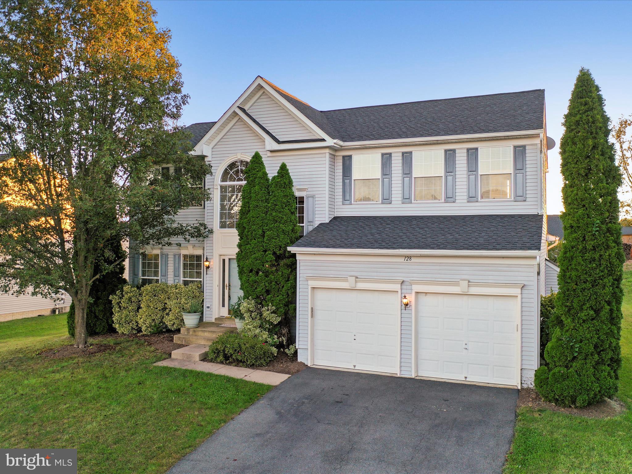 BRIARWOOD ESTATES - Residential