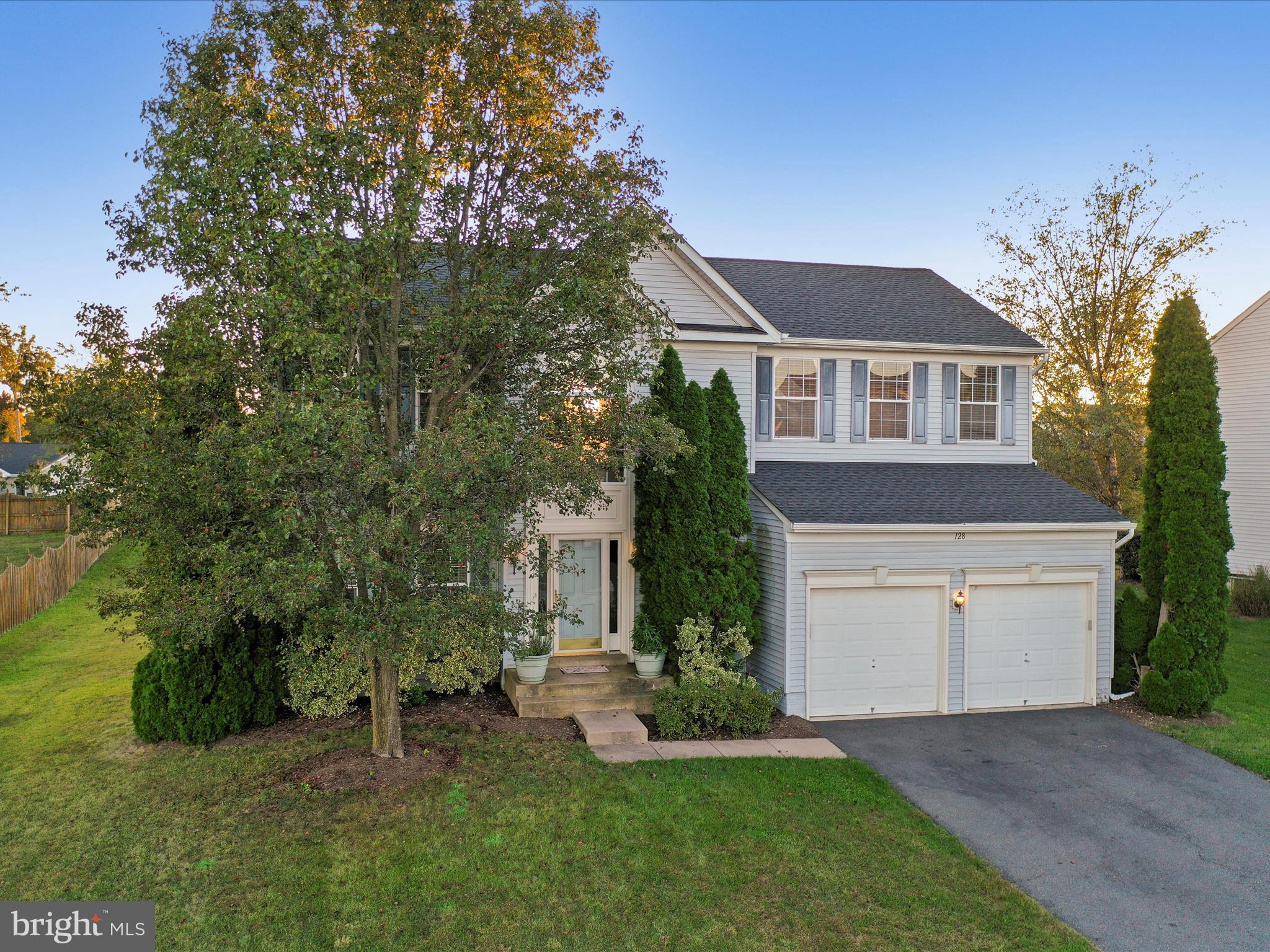 BRIARWOOD ESTATES - Residential