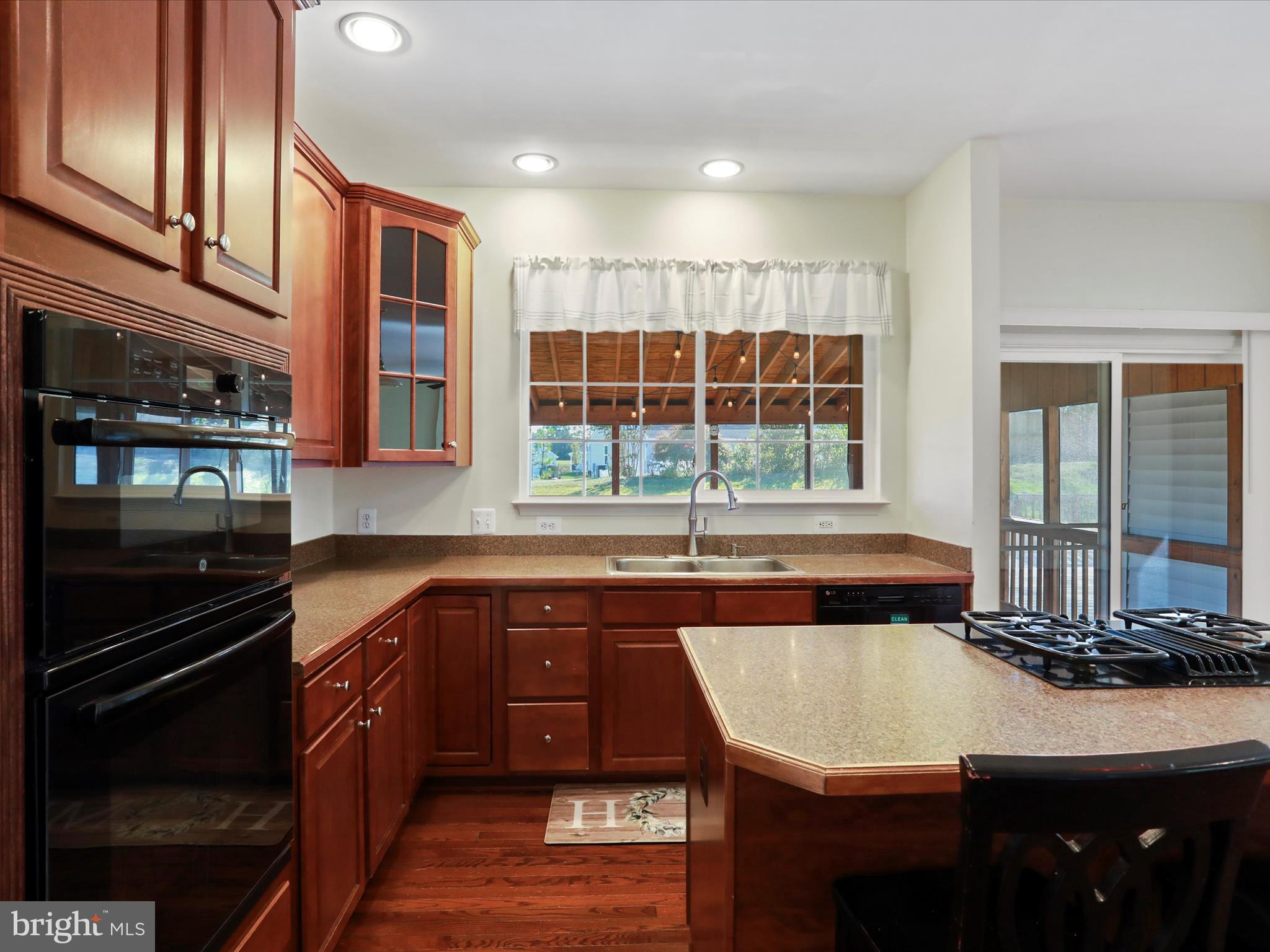 BRIARWOOD ESTATES - Residential