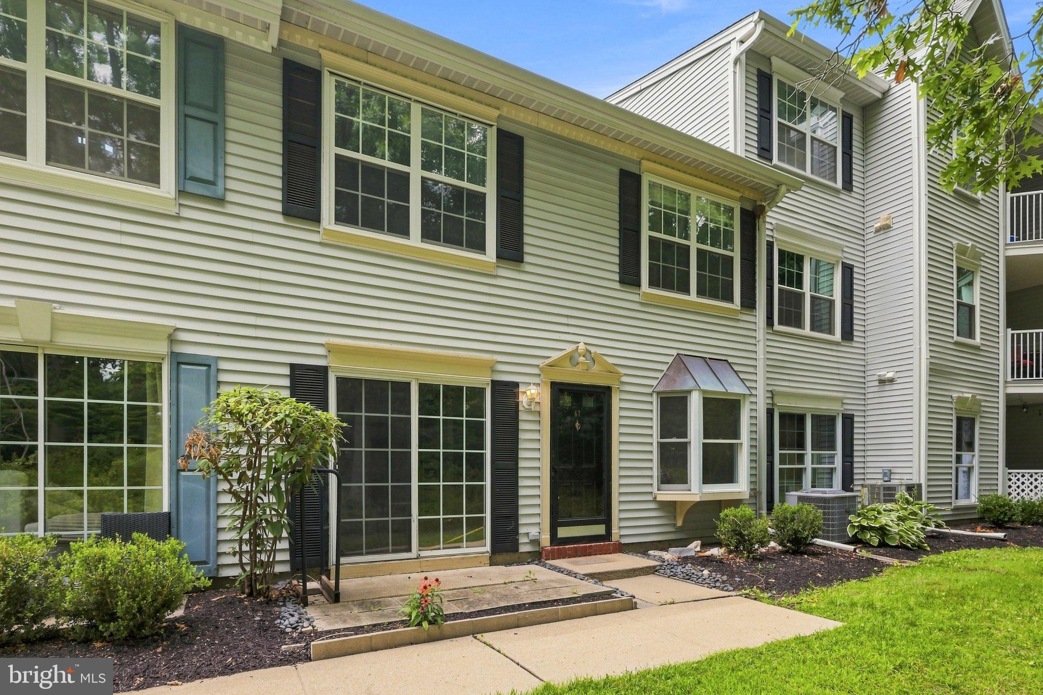 67 CHEVERNY COURT