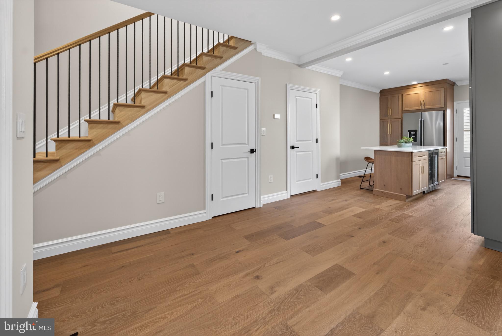 11 1/2 COLLEGE AVENUE