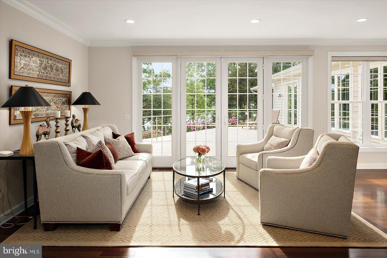 DOWNTOWN DENTON - Residential