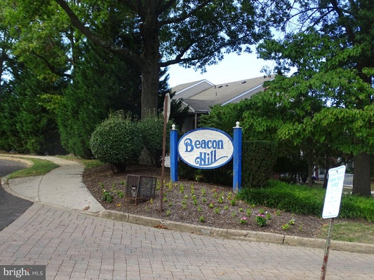 1404 BEACON HILL DR, SOUTHAMPTON, PA 18966 - Image fcb4b4d53d667570772ffb2a4e8f4dd5/4005289285
