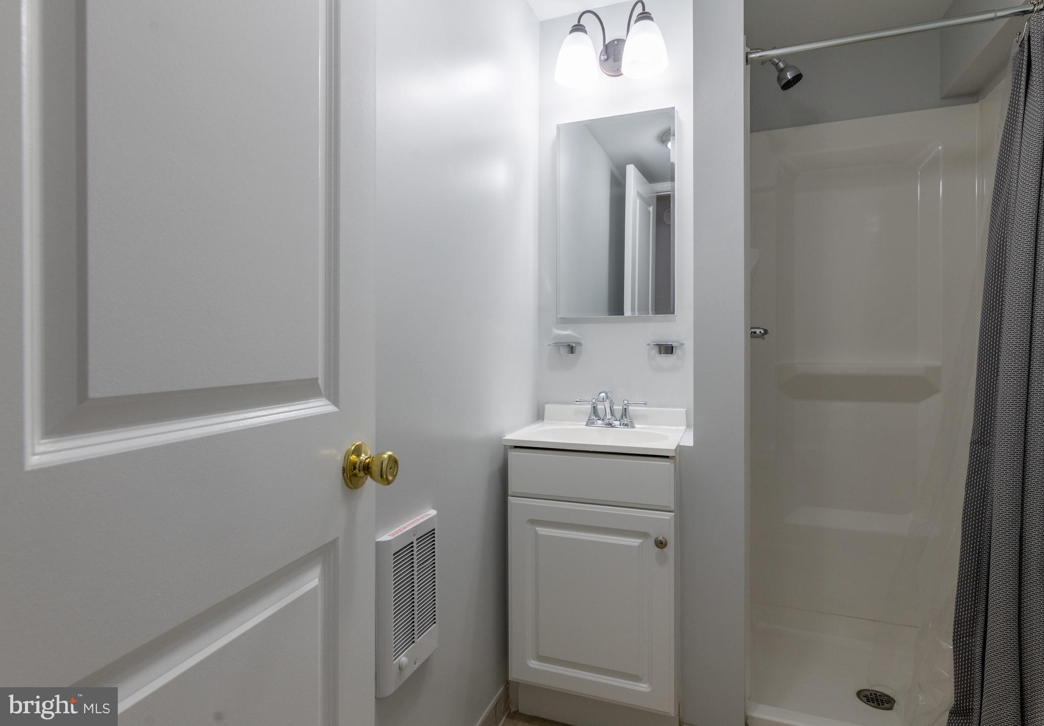 LYNHAVEN/N. DELRAY - Residential Lease