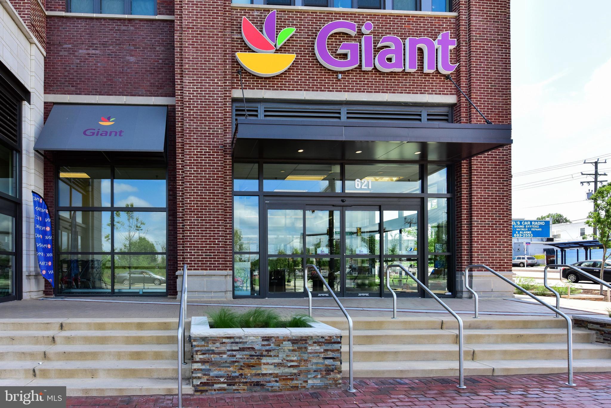 LYNHAVEN/N. DELRAY - Residential Lease